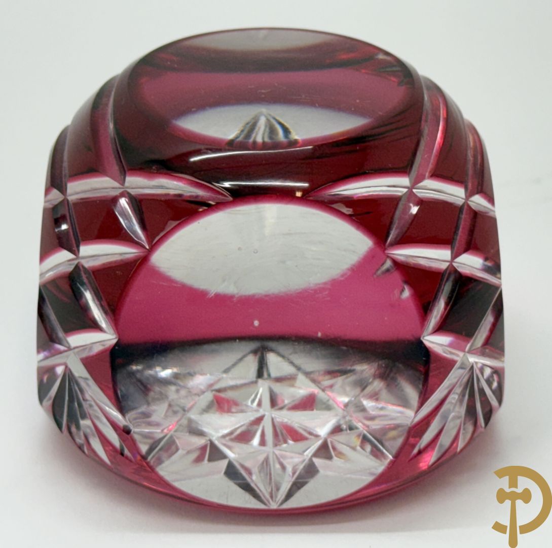 Twee presse papiers van Cristallerie d