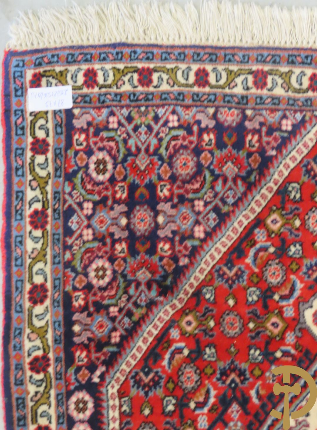 Vijf oosterse handgeknoopte tapijten