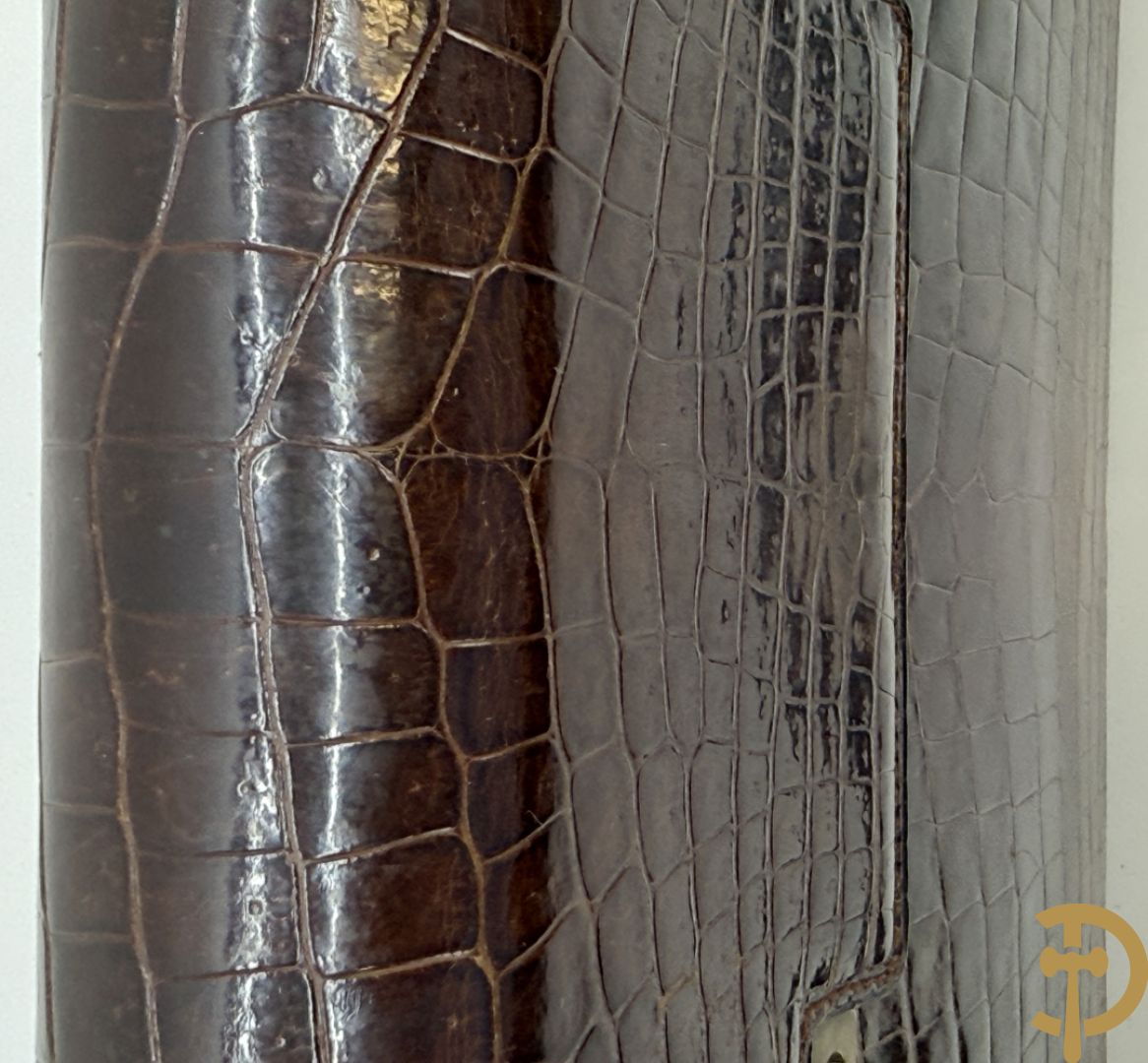 Vintage Delvaux handtas in kroko in bijhorende zak