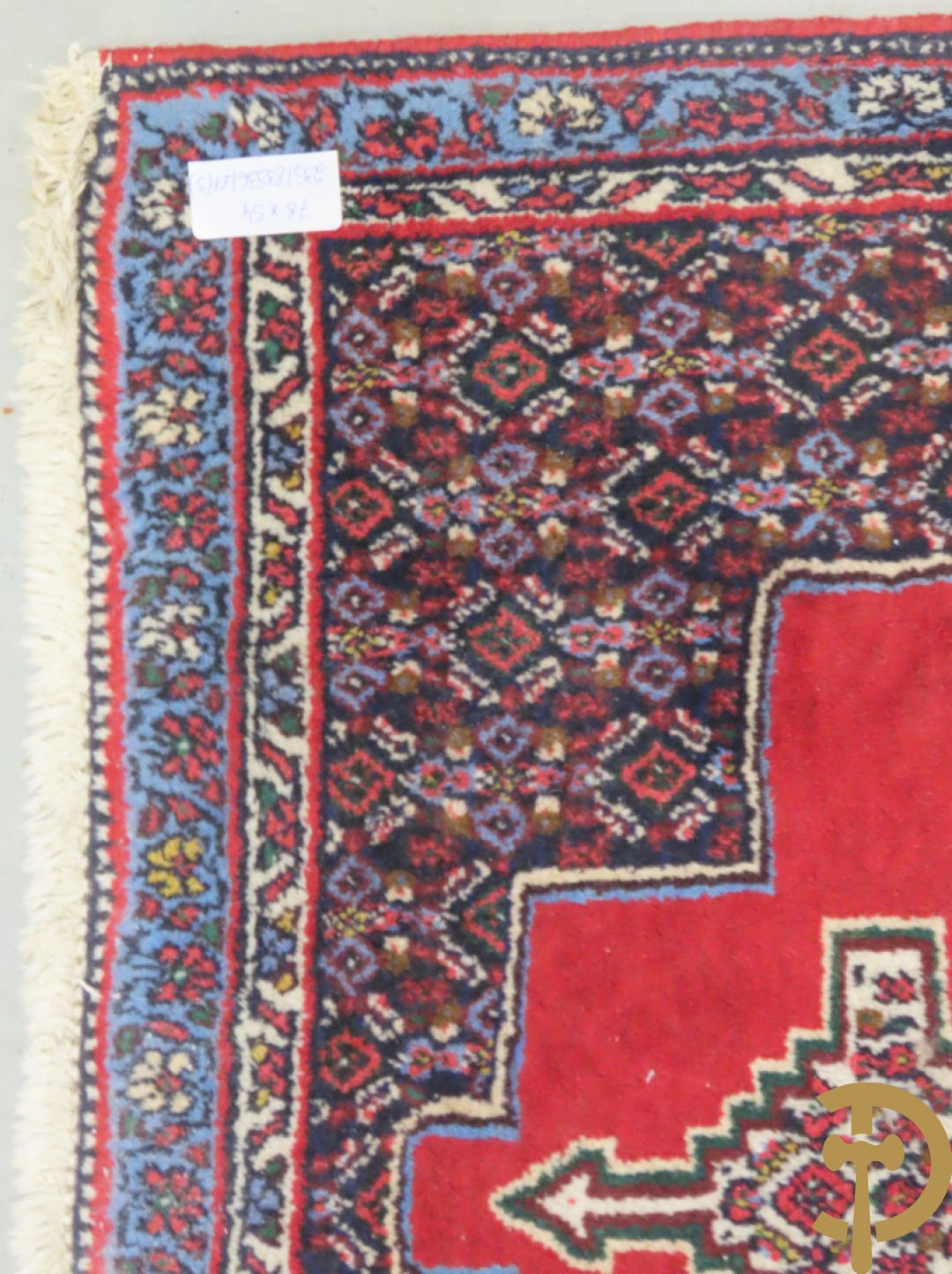 Vijf oosterse handgeknoopte tapijten