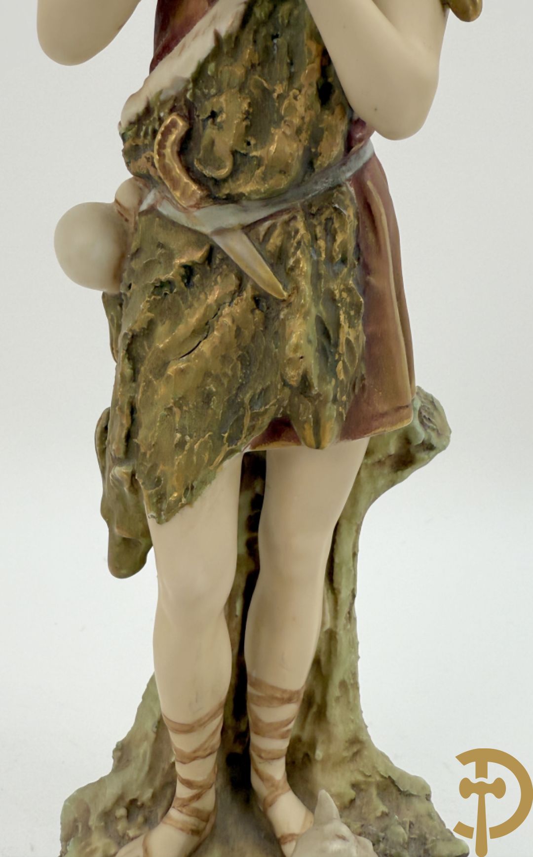 Herderspaar met ram in Royal Dux, onderaan gemerkt 351 en 352