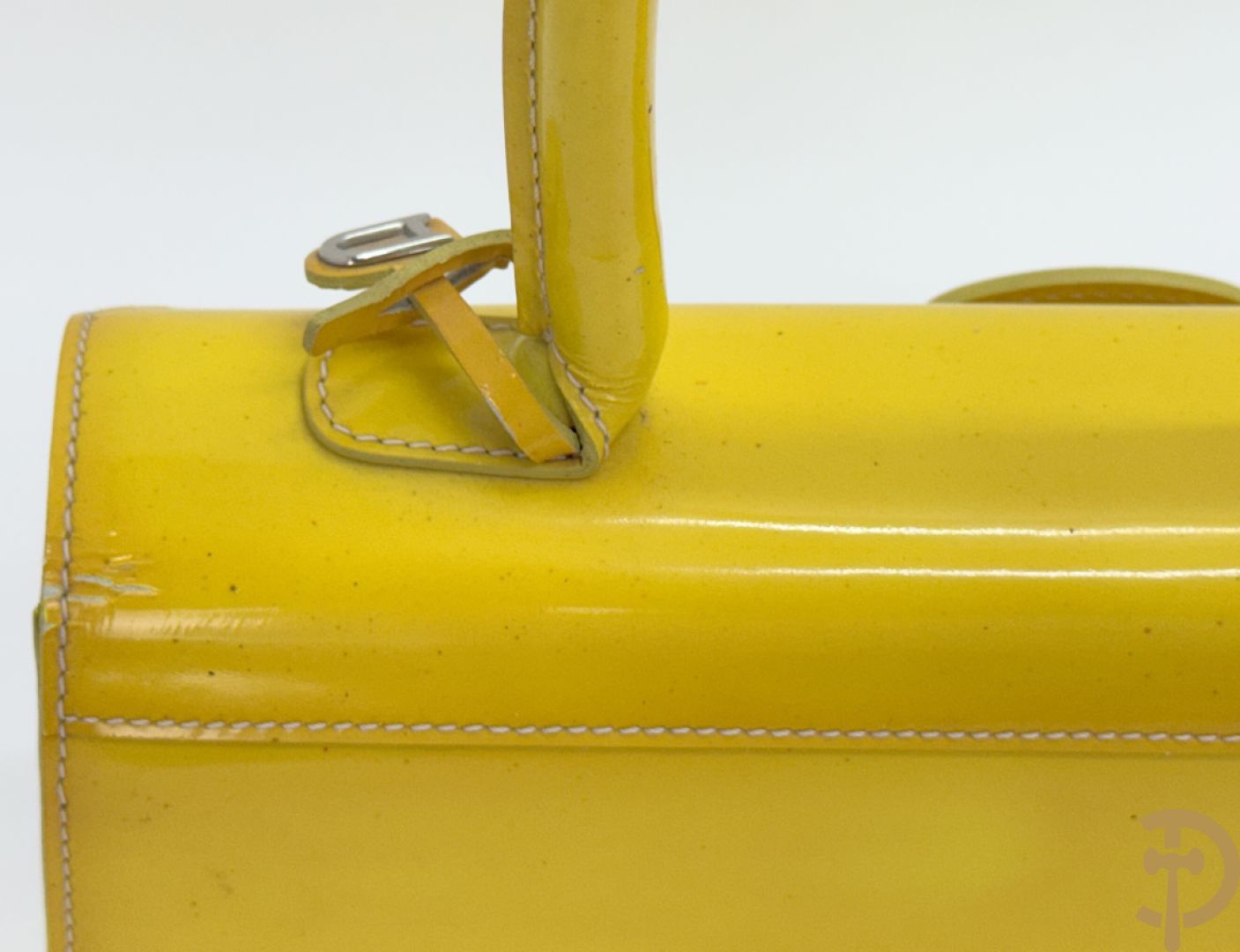 Unieke handtas Delvaux in fluo geel, model Brillant, gelimiteerde en genummerde serie 8/10, mode 2001 Landed - ontwerp van Walter Van Beirendonck uit 2001