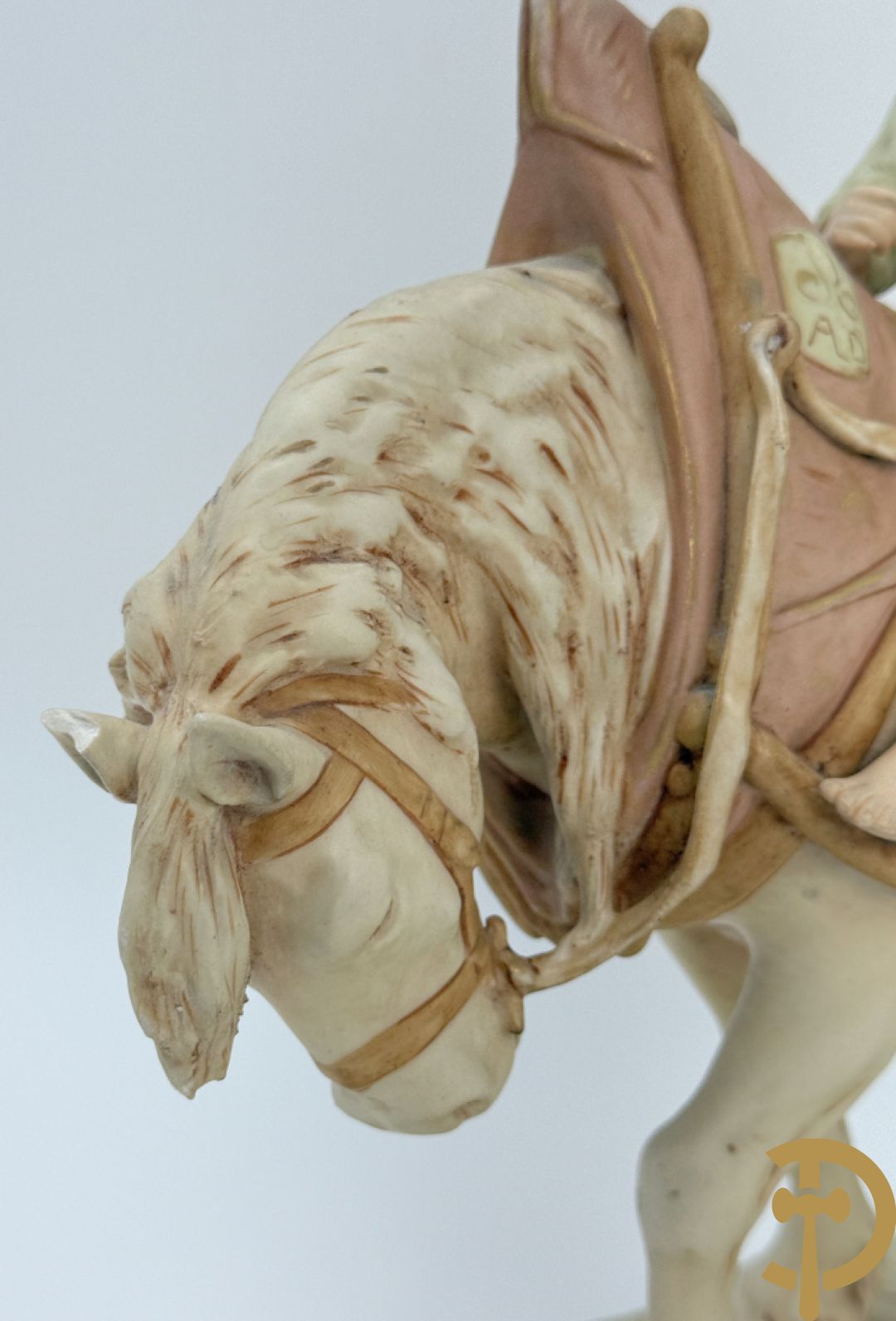 Royal Dux van jongeman op boerepaard, nummer 1693