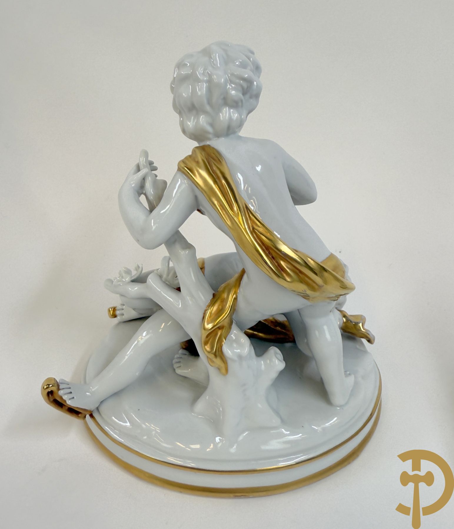 Vier Spaanse gekleurde biscuits met kinderen, Zaphir gemerkt + Italiaanse biscuits met cupido