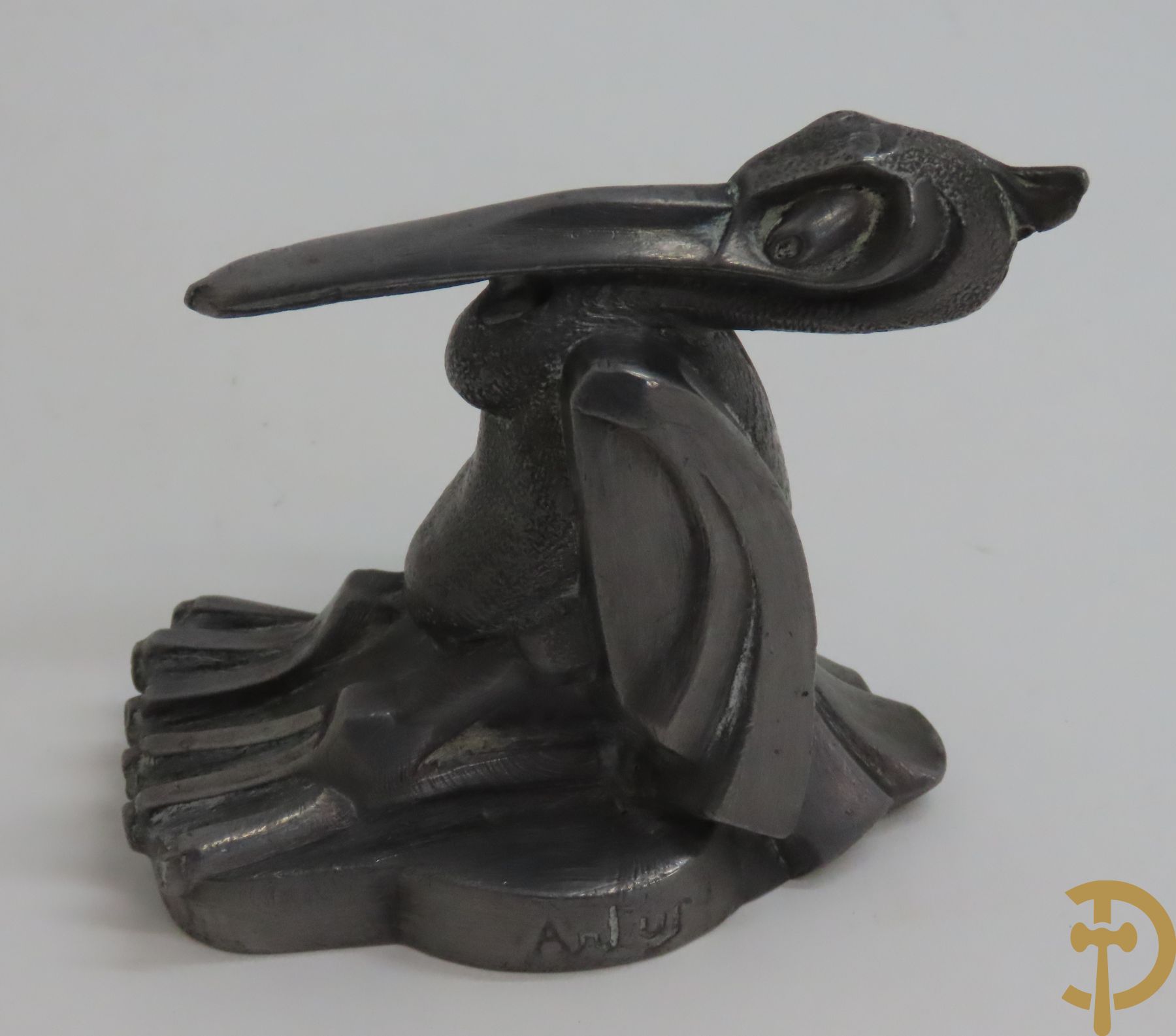 Mascotte voor een auto : ARTUS get. (pseudoniem Max Le Verrier) 