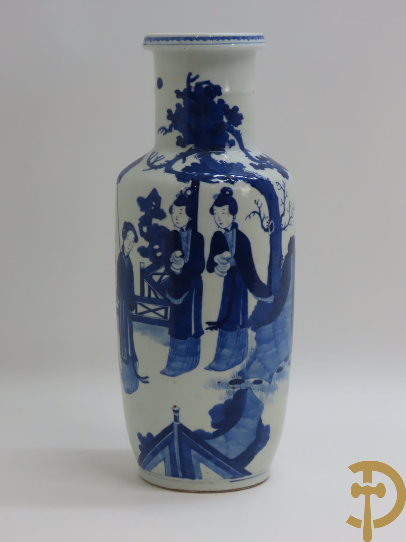 Chinese porseleinen blauw/wit vaas met decor van 4 dames in landschap
