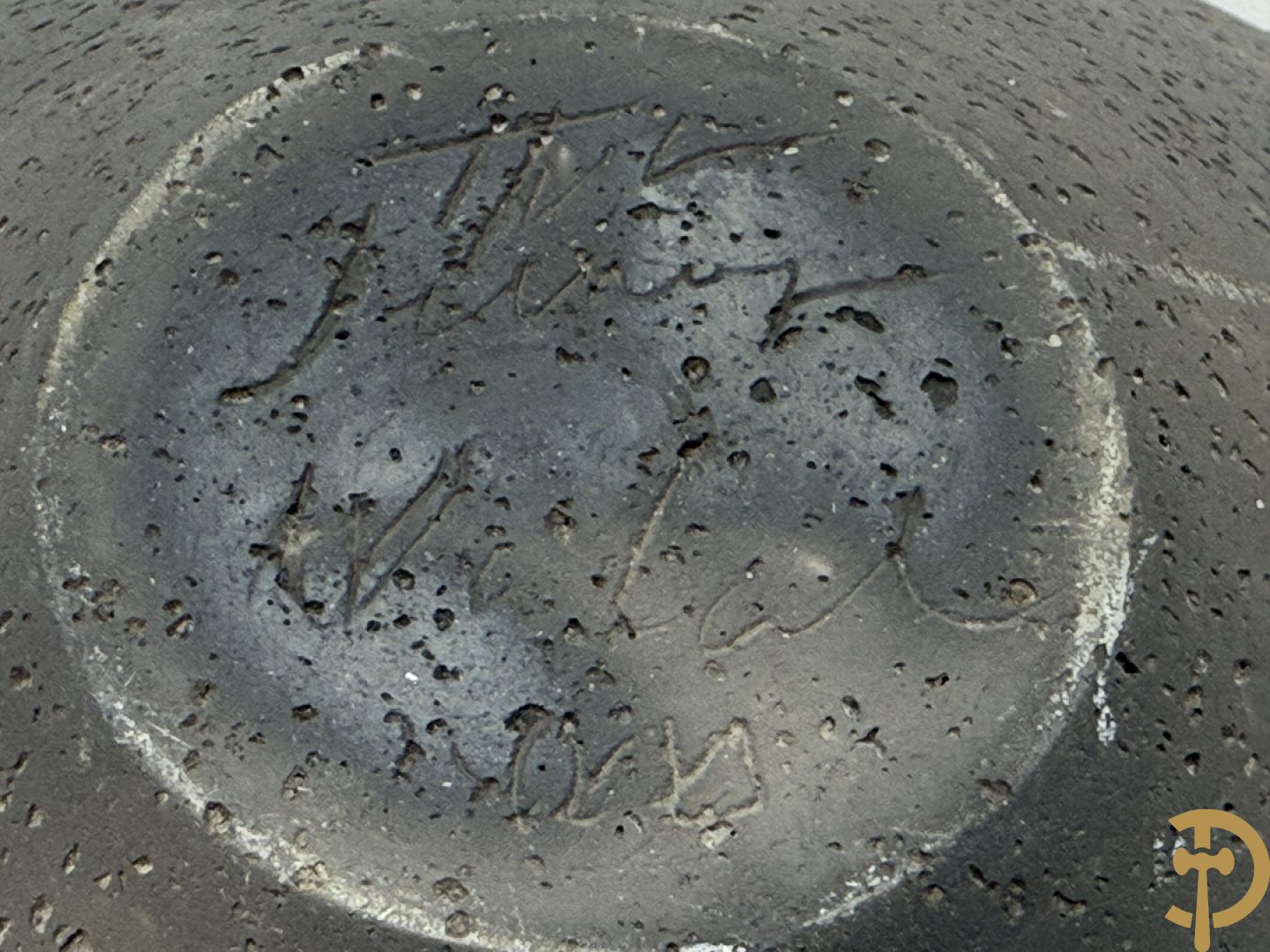 DESSAUVAGE Tjok getekend - Keramieken coupe