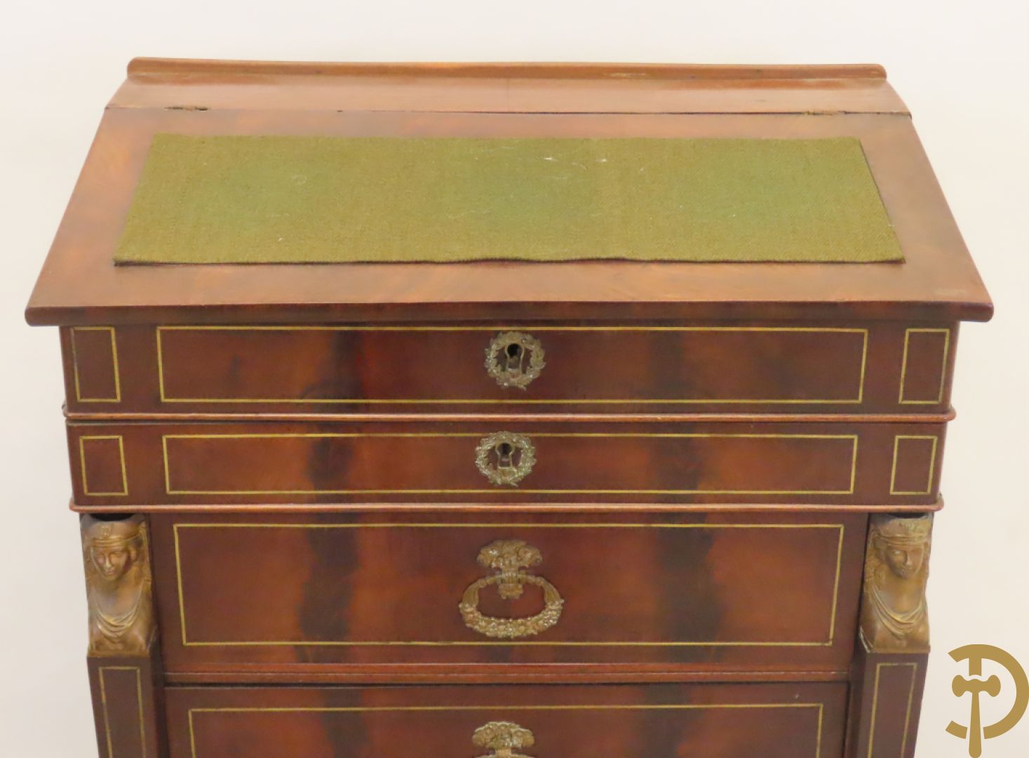 Mahoniehouten zesladenkast met schrijfblad bovenaan, Empire