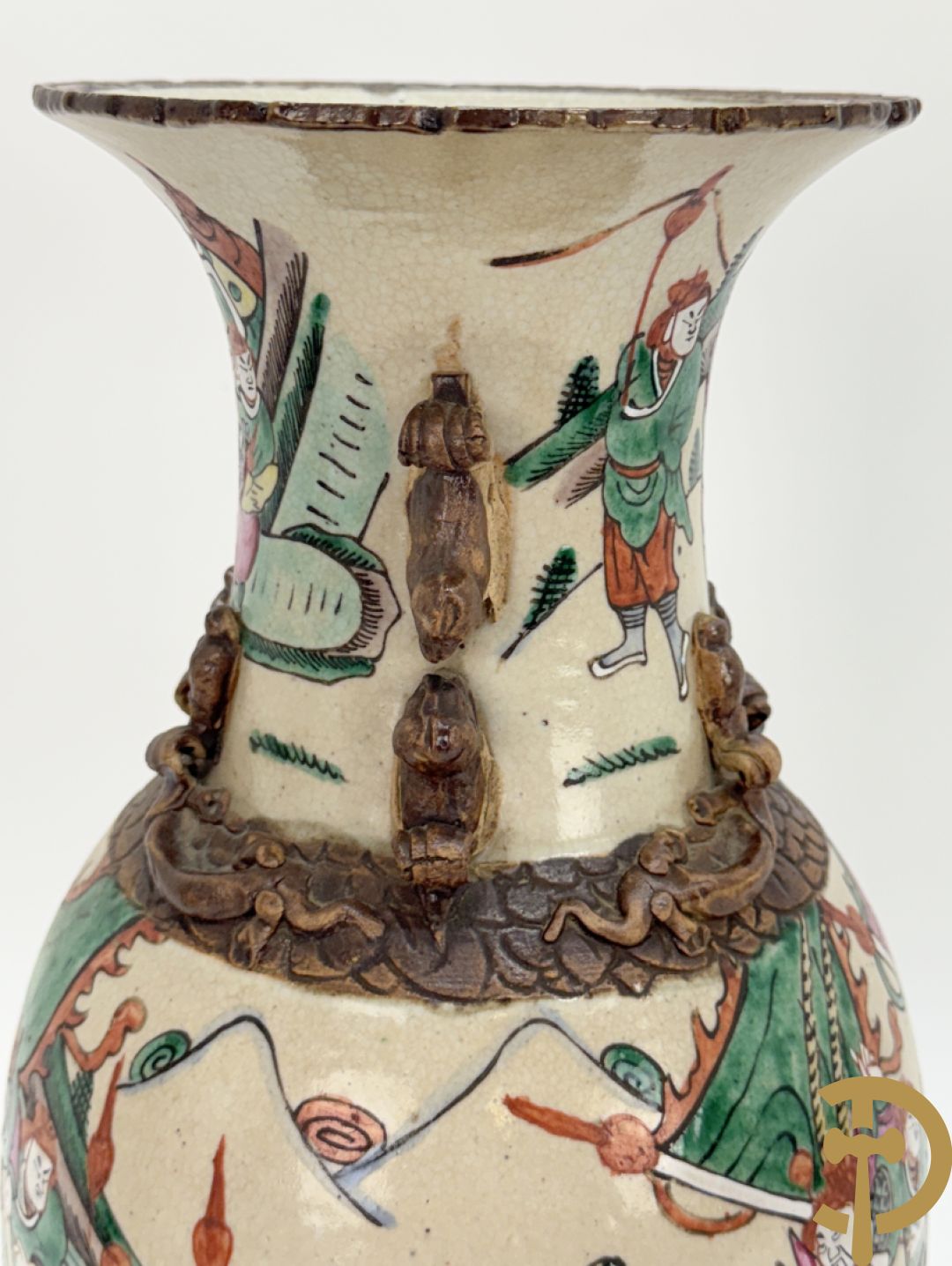 Paar Chinese Nankin vazen met krijgerdecor