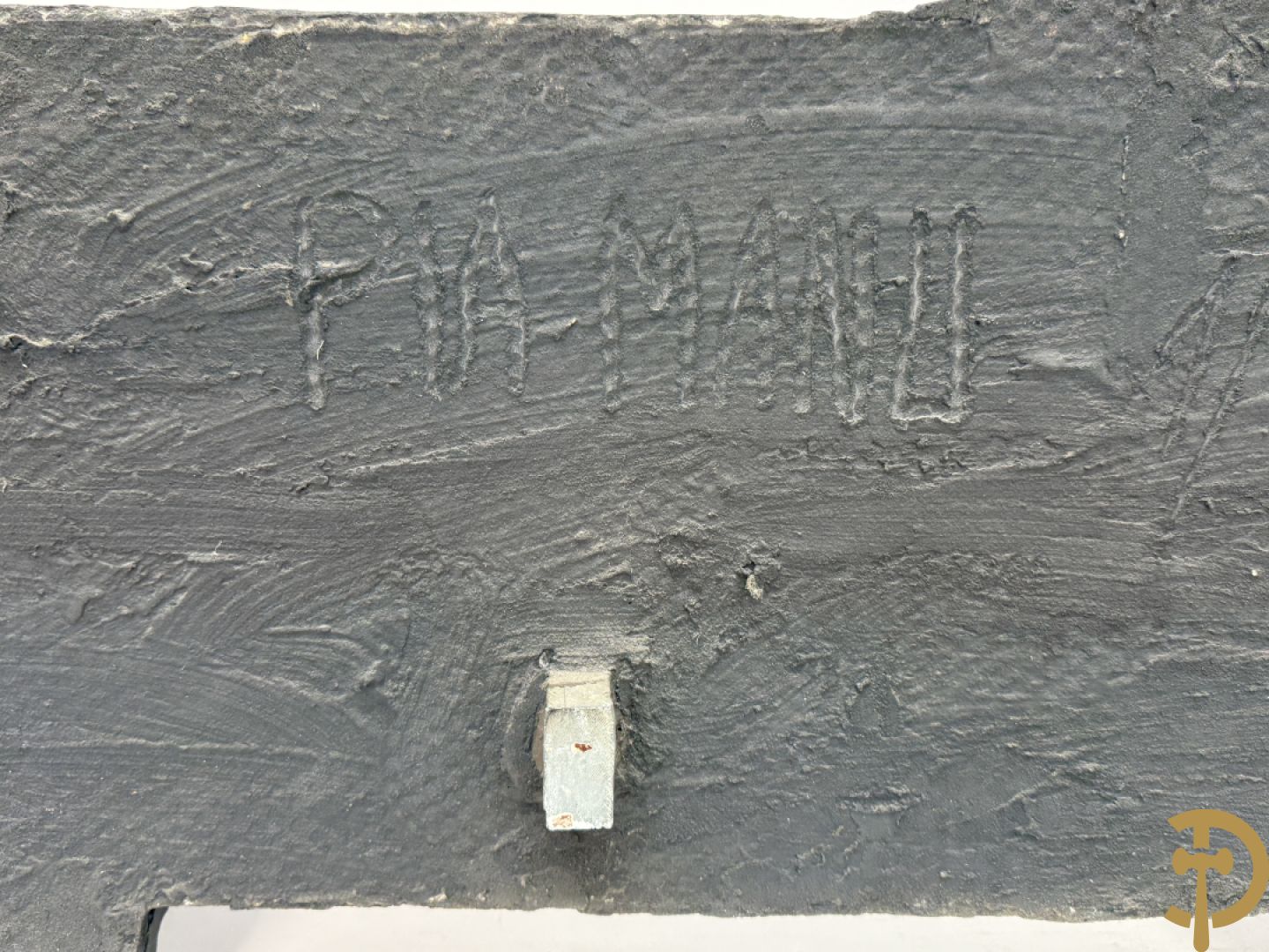 Muurplakkette met geometrische motieven in gekleurd keramiek, Pia Manu 1/3/63