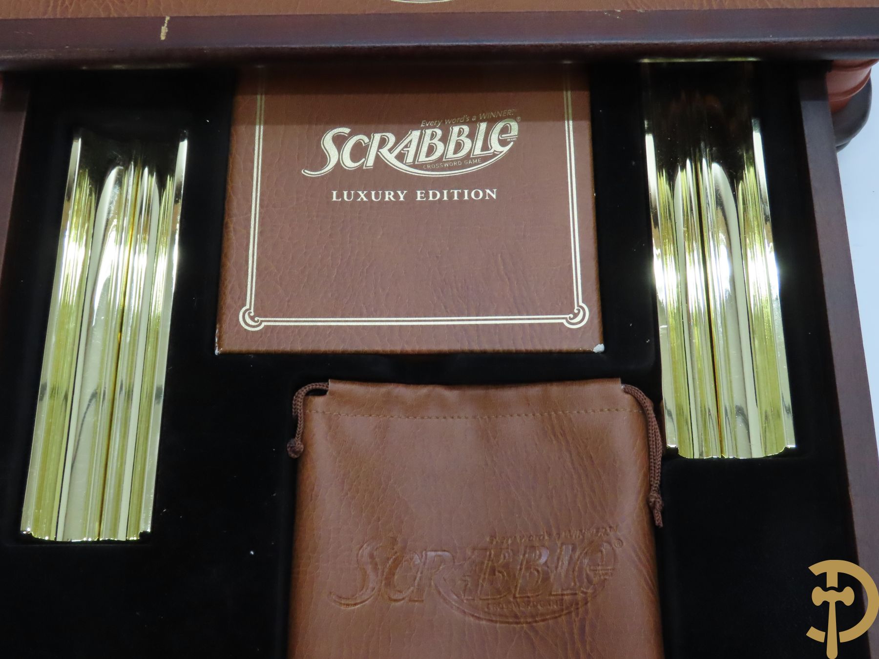 Luxe Scrabble bord met houtafwerking