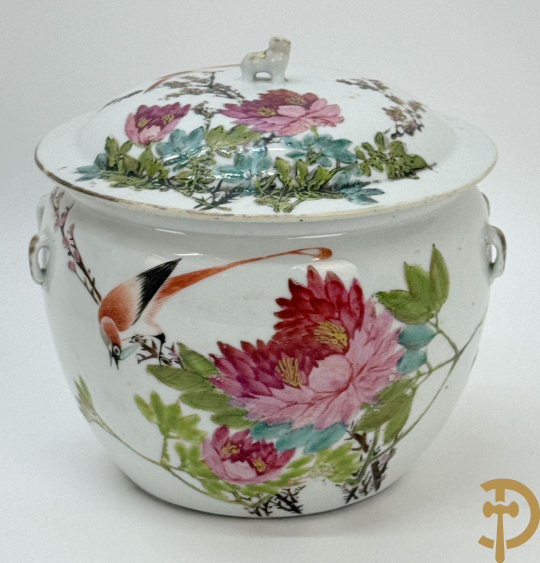 Chinese porseleinen dekselpotiche met vogel- en bloemendecor + Chinese porseleinen dekselkom met bloemen- en vogeldecor