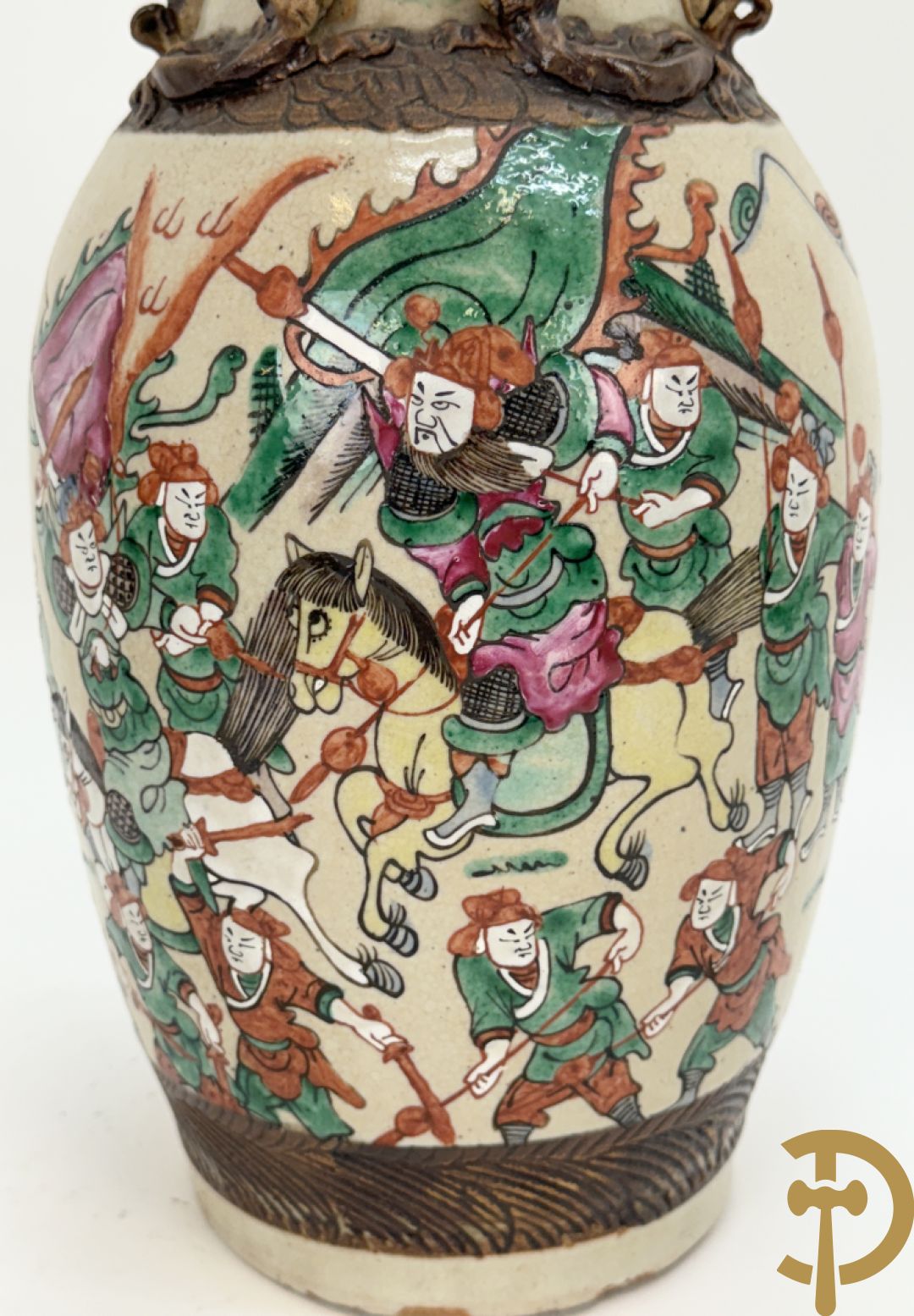 Paar Chinese Nankin vazen met krijgerdecor