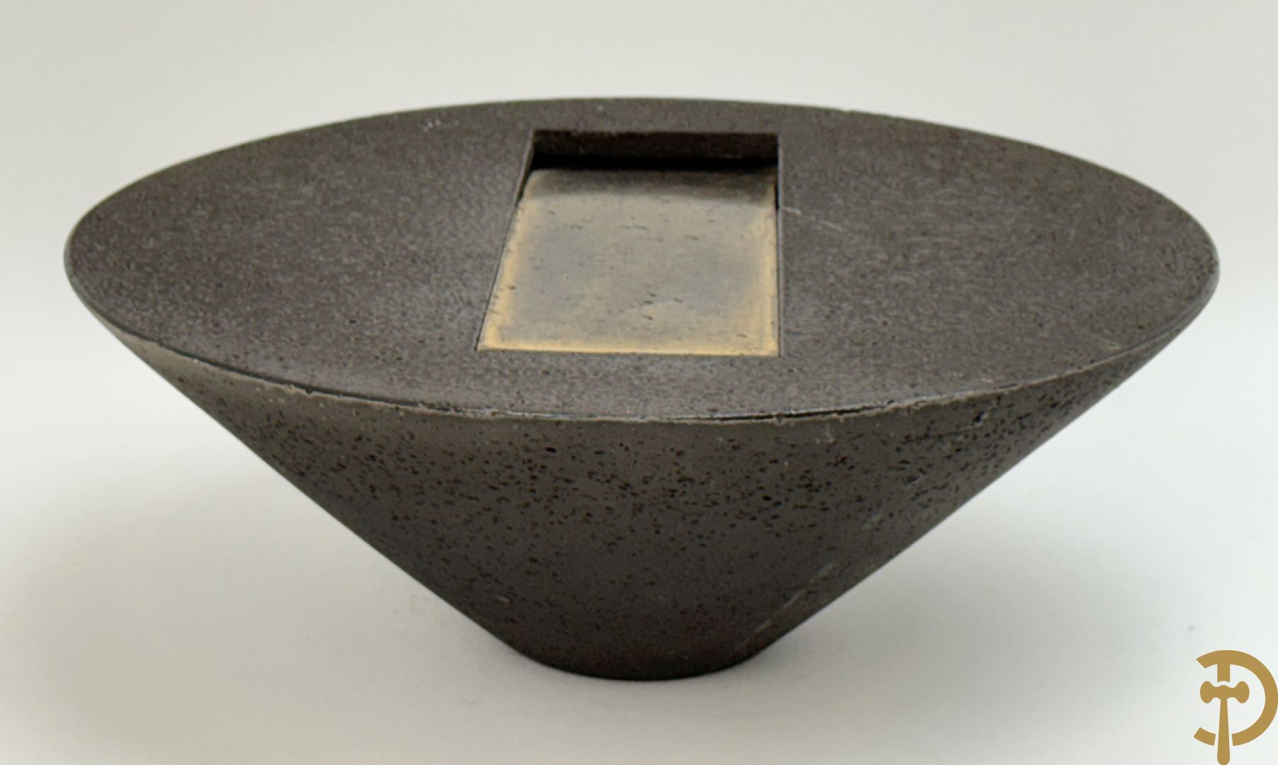 DESSAUVAGE Tjok getekend - Keramieken coupe