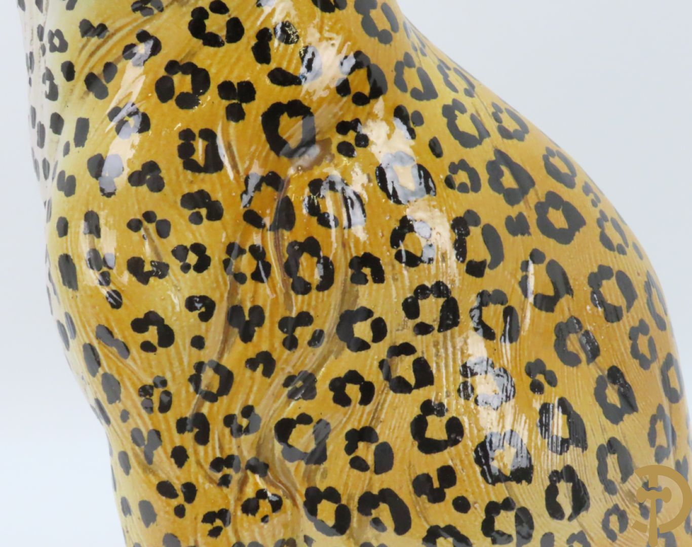 Keramieken luipaard, onderaan gestempeld Made in Italy