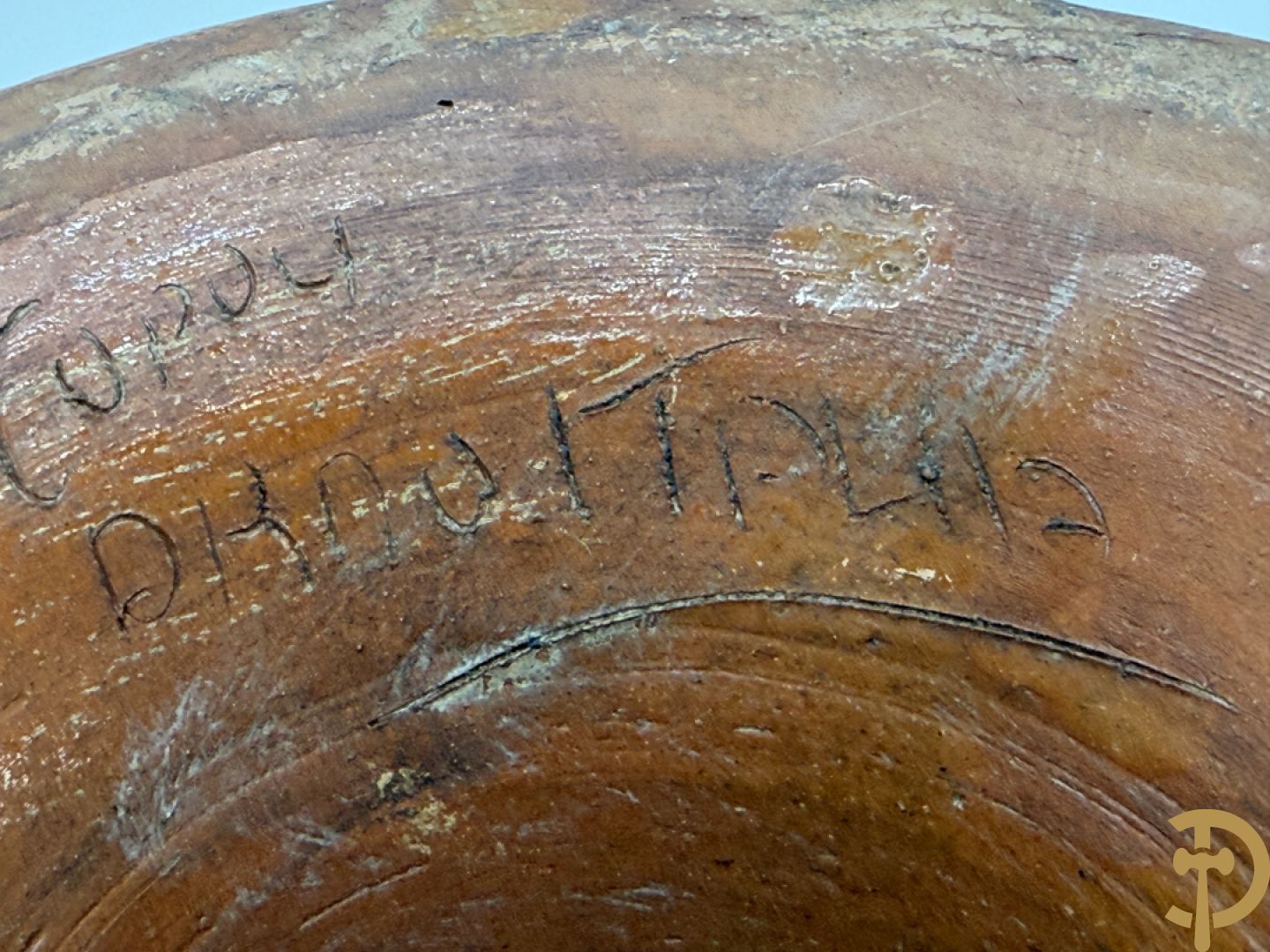 Vaas in terra cotta met geometrische motieven, Amfora, Grieks model, onleesbaar getekend onderaan