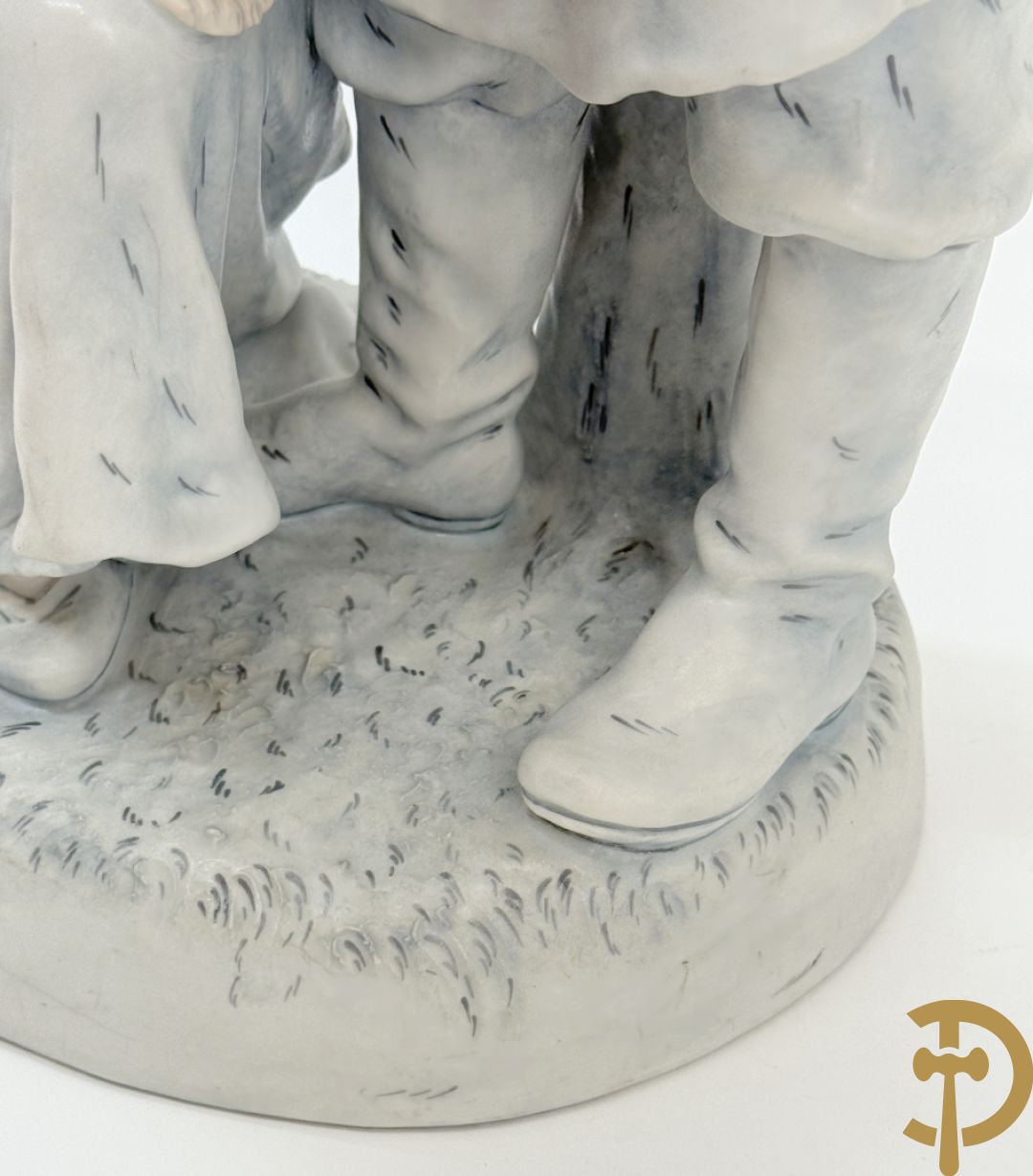 Royal Dux beeld van smid met vrouw en kind, nummer 11559