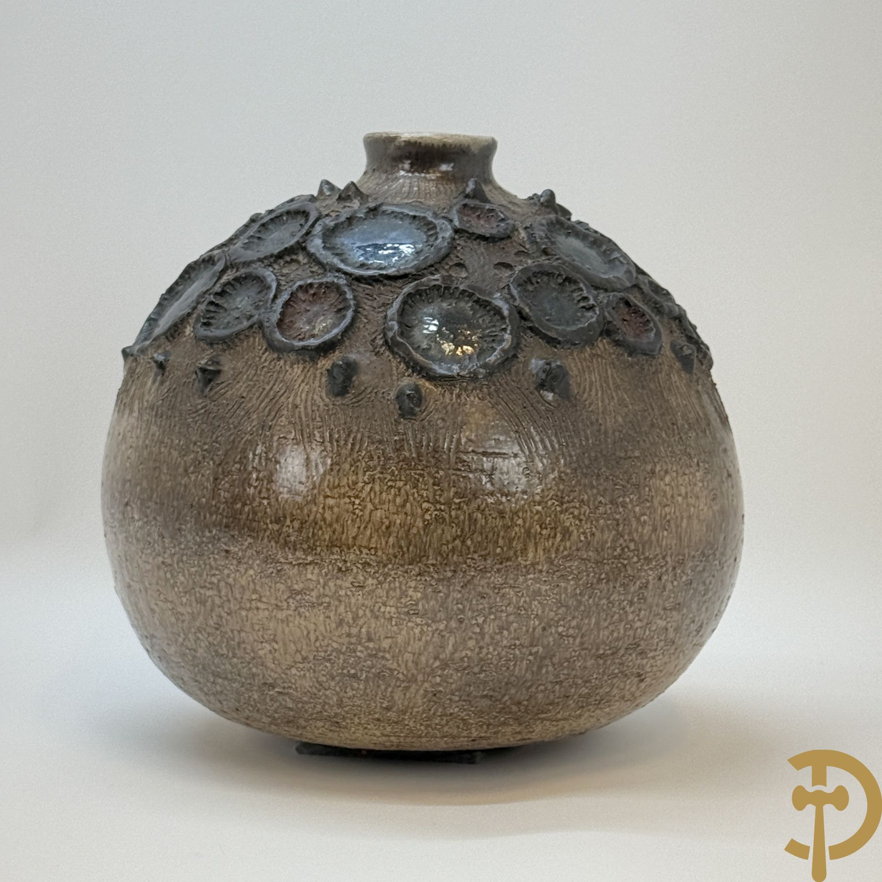 Grote vintage ronde keramieken vaas met geometrische motieven en glazuur, Perignem