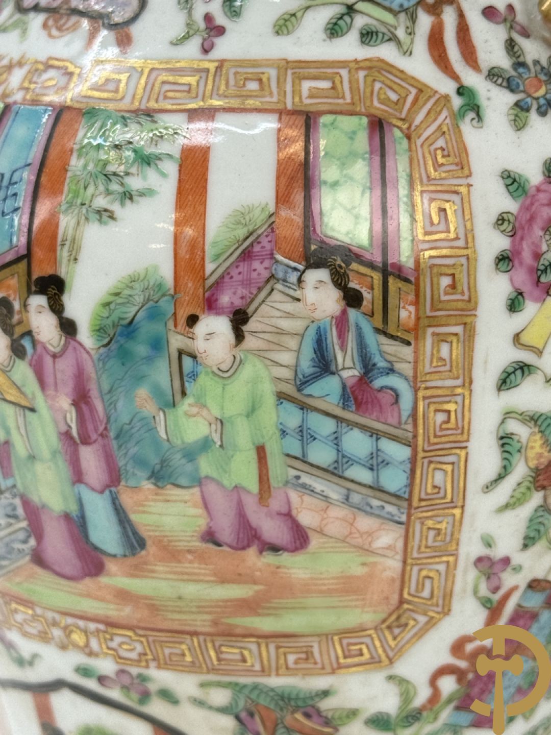 Paar Chinese porseleinen Kanton vazen