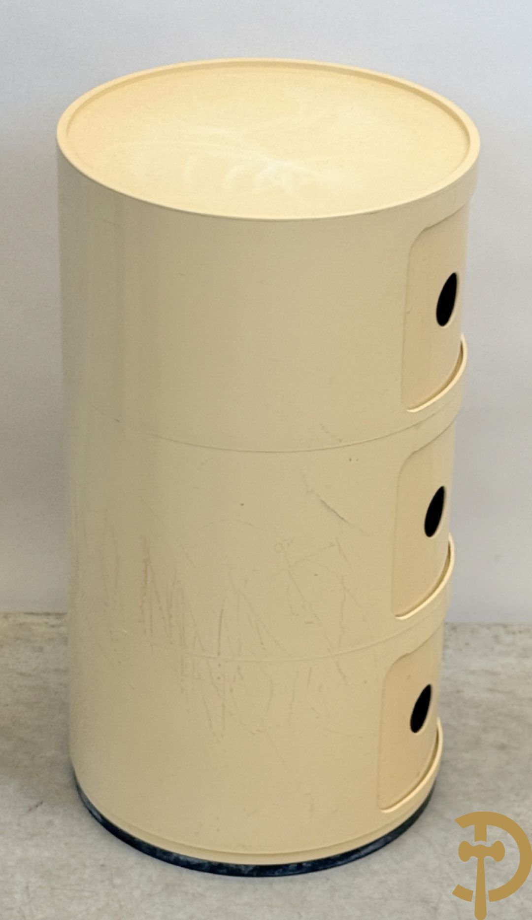 Plexi étagère bijzettafel, designer Anna Castelli voor Kartell