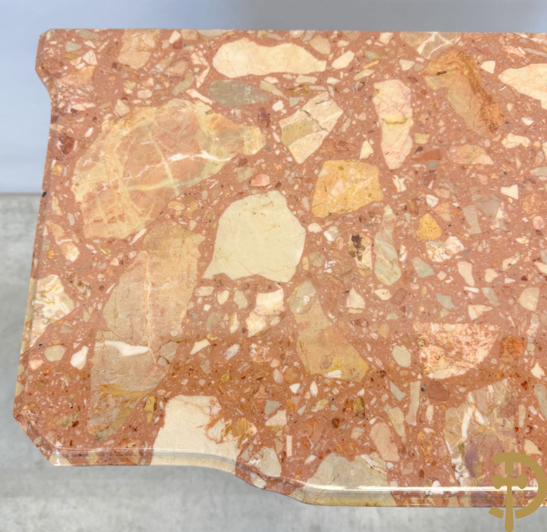 Notelaren tweeladencommode met marquetterie en bronsbeslag en marmeren blad