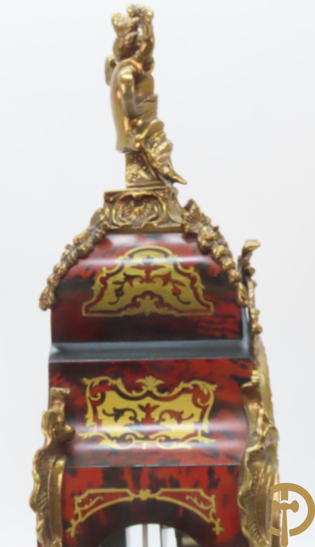 Italiaanse kartelklok met Boulle imitatie en bronsbeslag