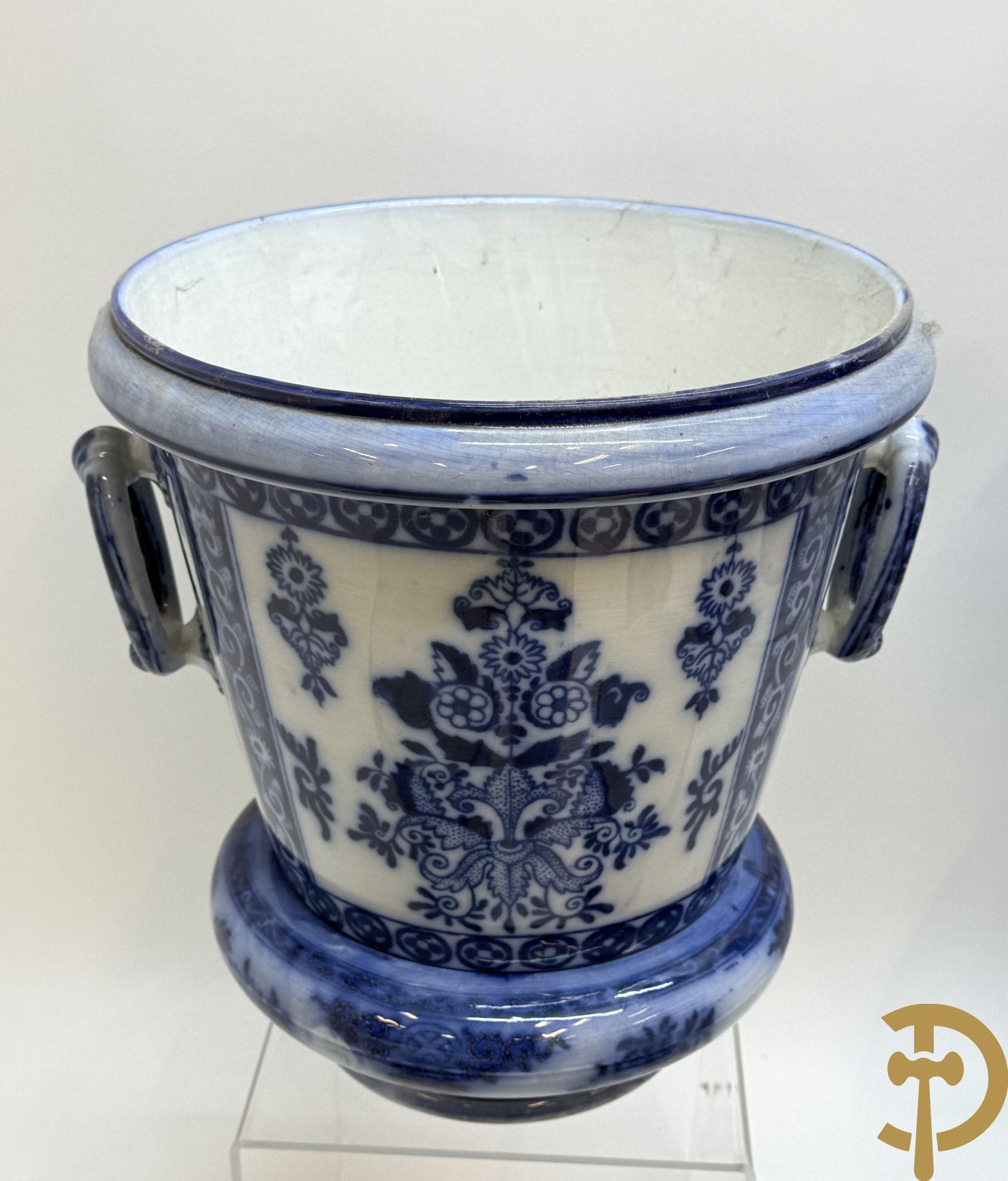 Verzameling cachepots en vazen P. Regout & Cie Maastricht