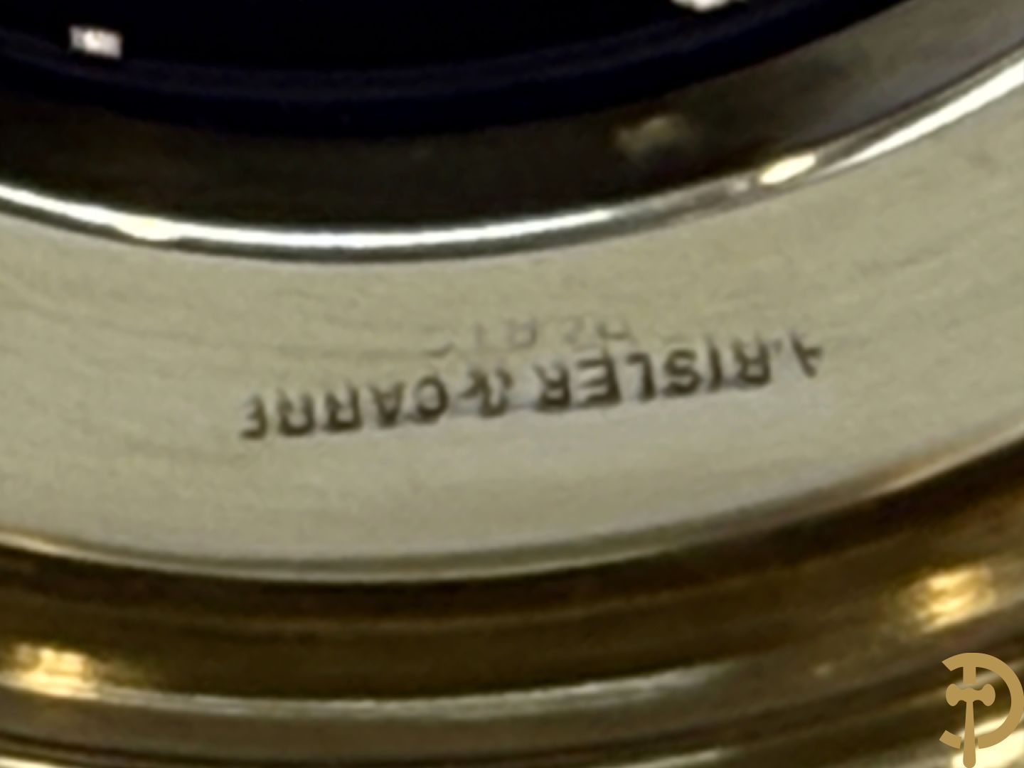 Paar Franse blauwe porseleinen vaasjes met massief zilveren hals en voet, Risler & Carre Paris gemerkt en gesigneerd R & C in ruitvorm