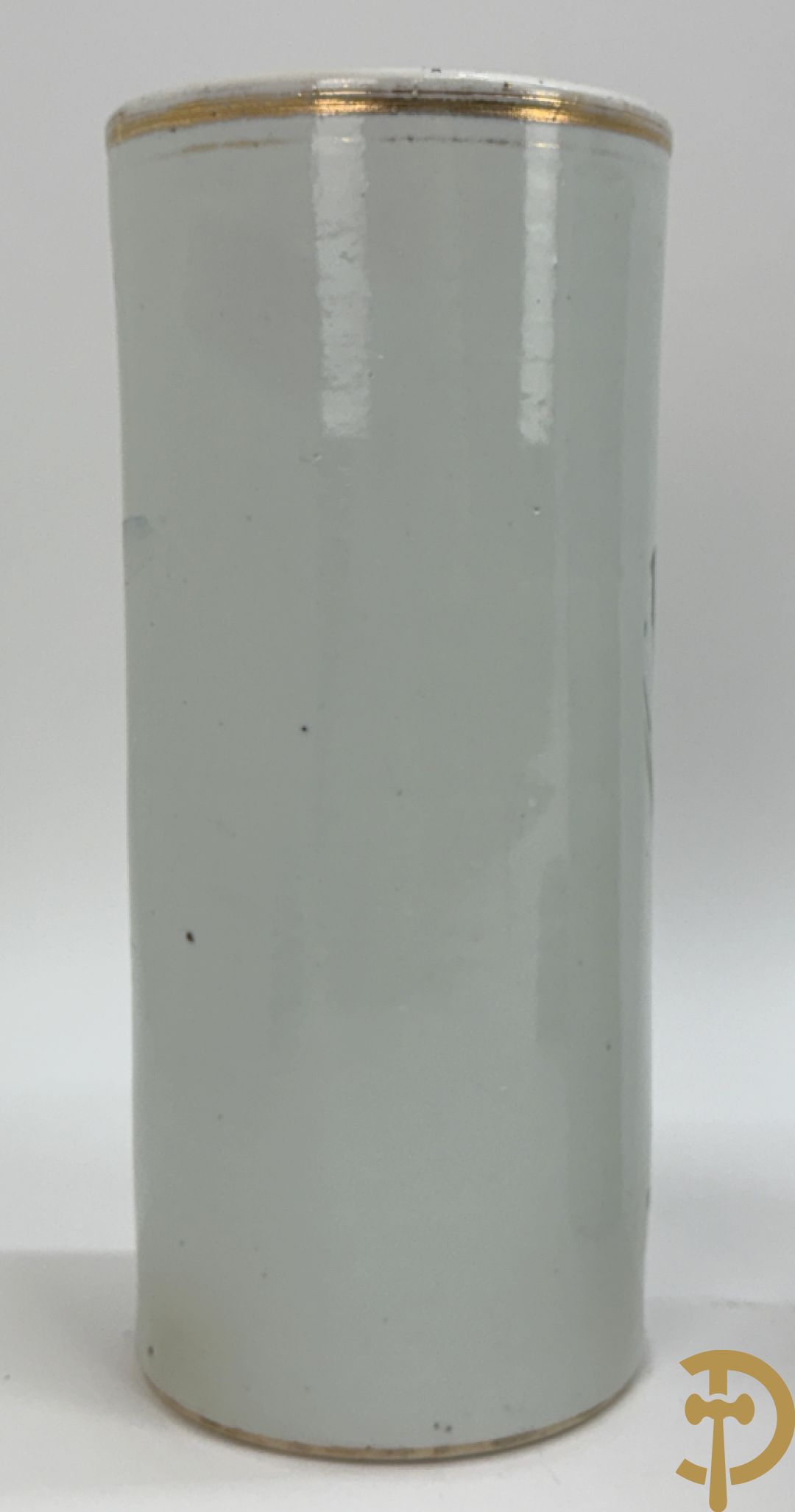 Paar Chinese porseleinen rolvaasjes met landschapsdecor