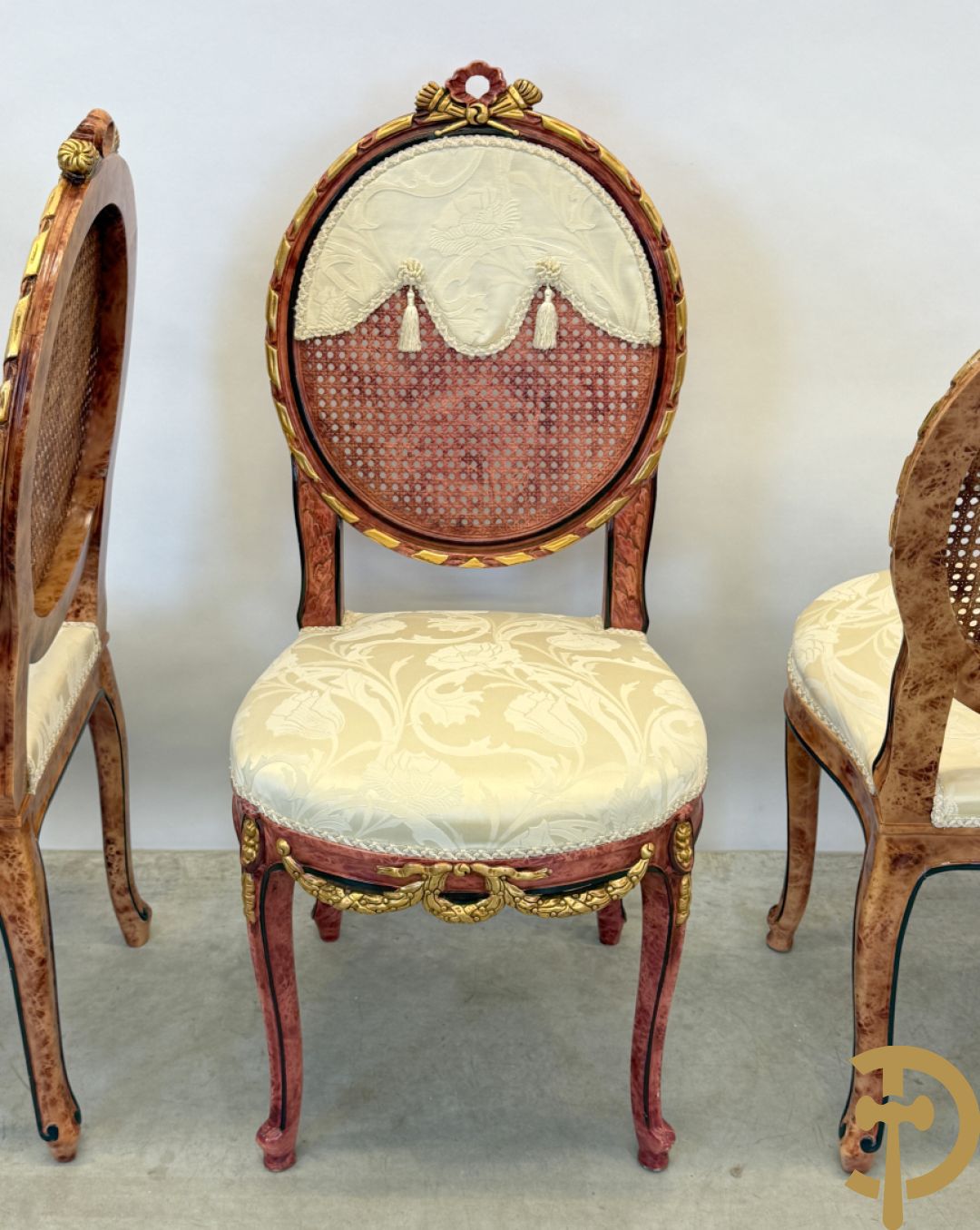 Set van 4 ovale medaillonstoelen in marbré effect met Louis XVI strik