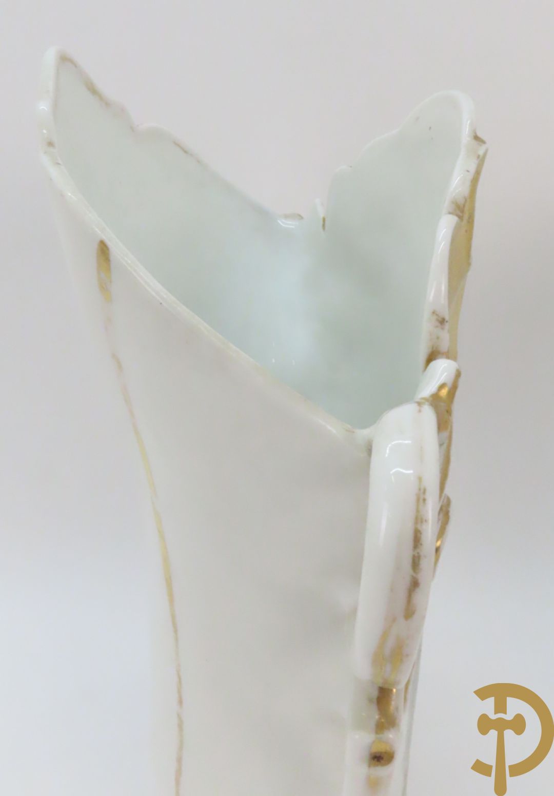 Paar porseleinen Vieux Paris vazen met decor van lieftallige dames