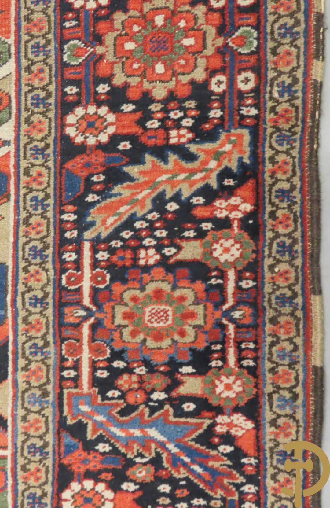 Antiek oosters handgeknoopt tapijt heriz