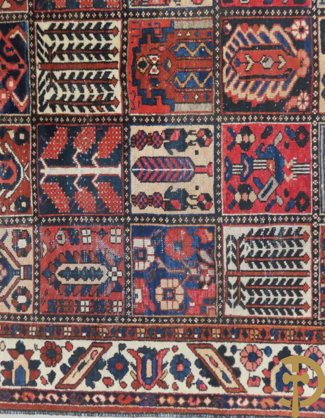 Oosters handgeknoopt tapijt met patronen + Oosterse handgeknoopte loper + kamelenmat