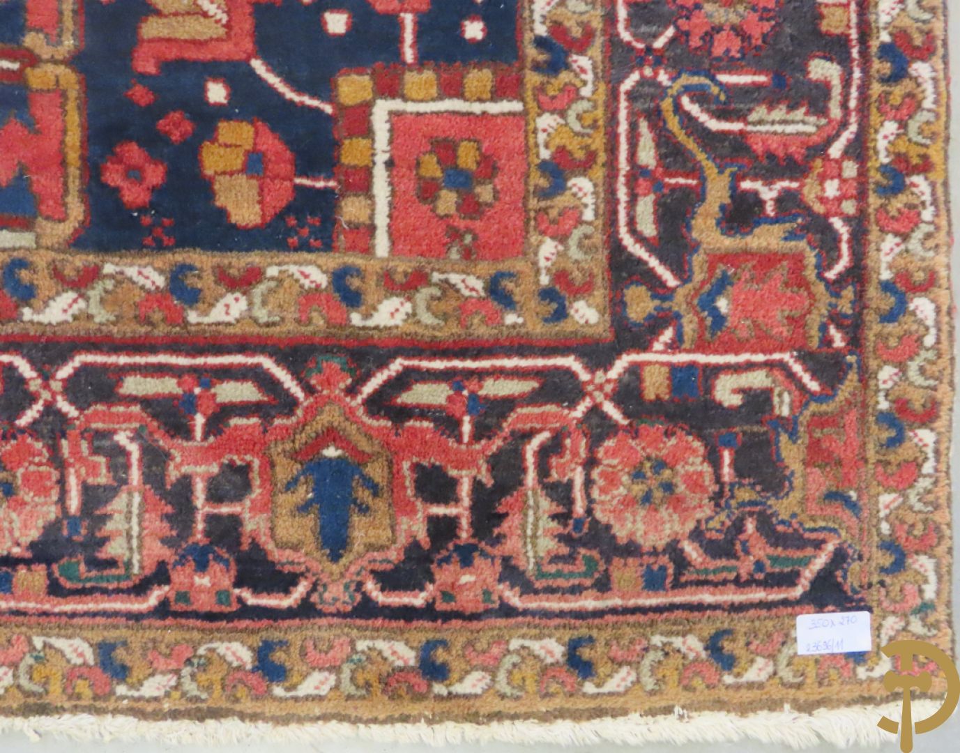 Oosters handgeknoopt tapijt Heriz