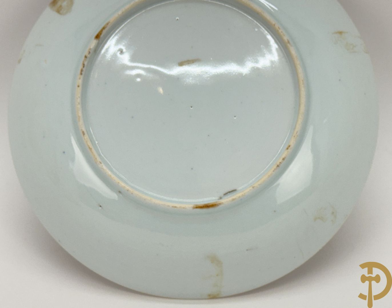 Twee Chinese porseleinen Imari bordjes, Kangxi + porseleinen bord met vogel- en bloemendecor Qian Long