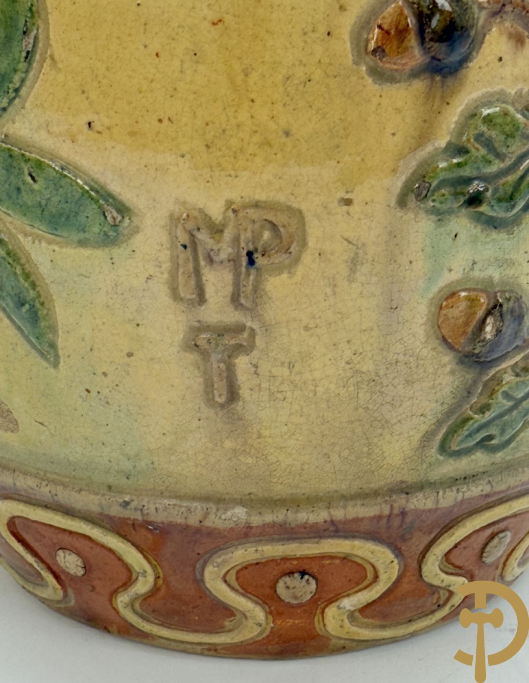 Torhoutse aardewerken tabakspot 