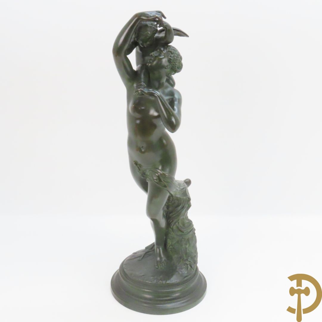 FRAIKIN getekend 'Naakte Diana met cupido op schouder en pijlenkoker' bronzen beeld 19e door de gieterij DE LABROUE E.