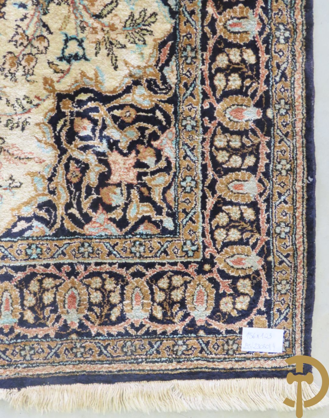 Oosters handgeknoopt tapijt zijde op zijde, Ghoum