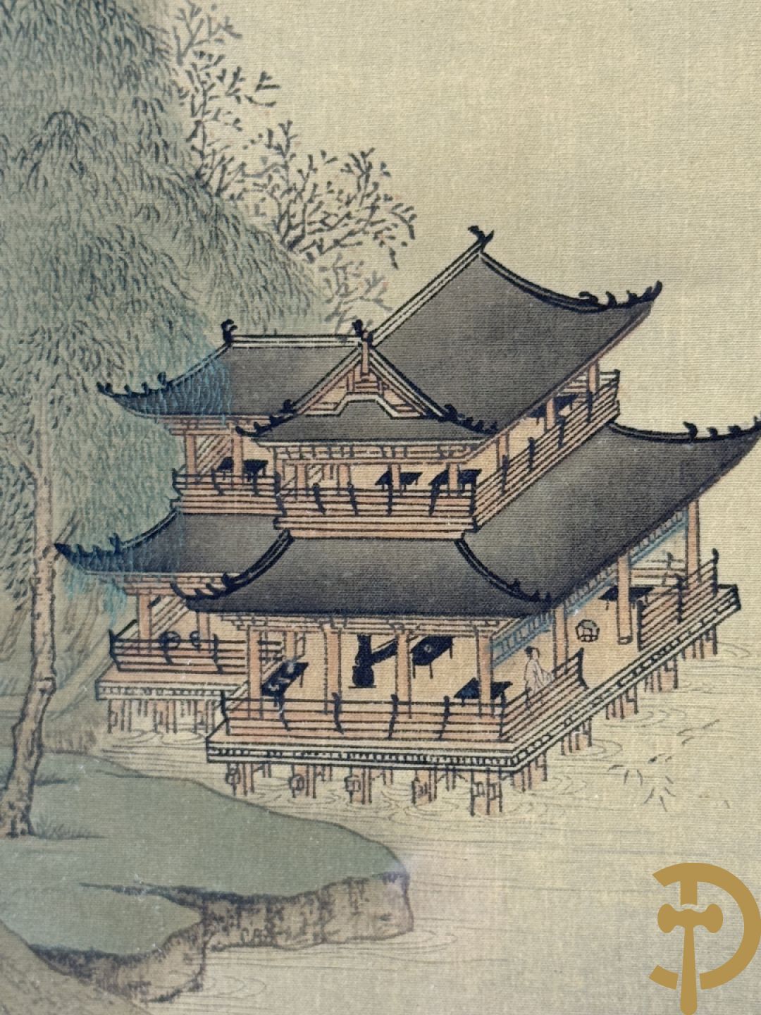 Drie ronde Aziatische zijdeschilderingen + Aziatische zijdeschildering