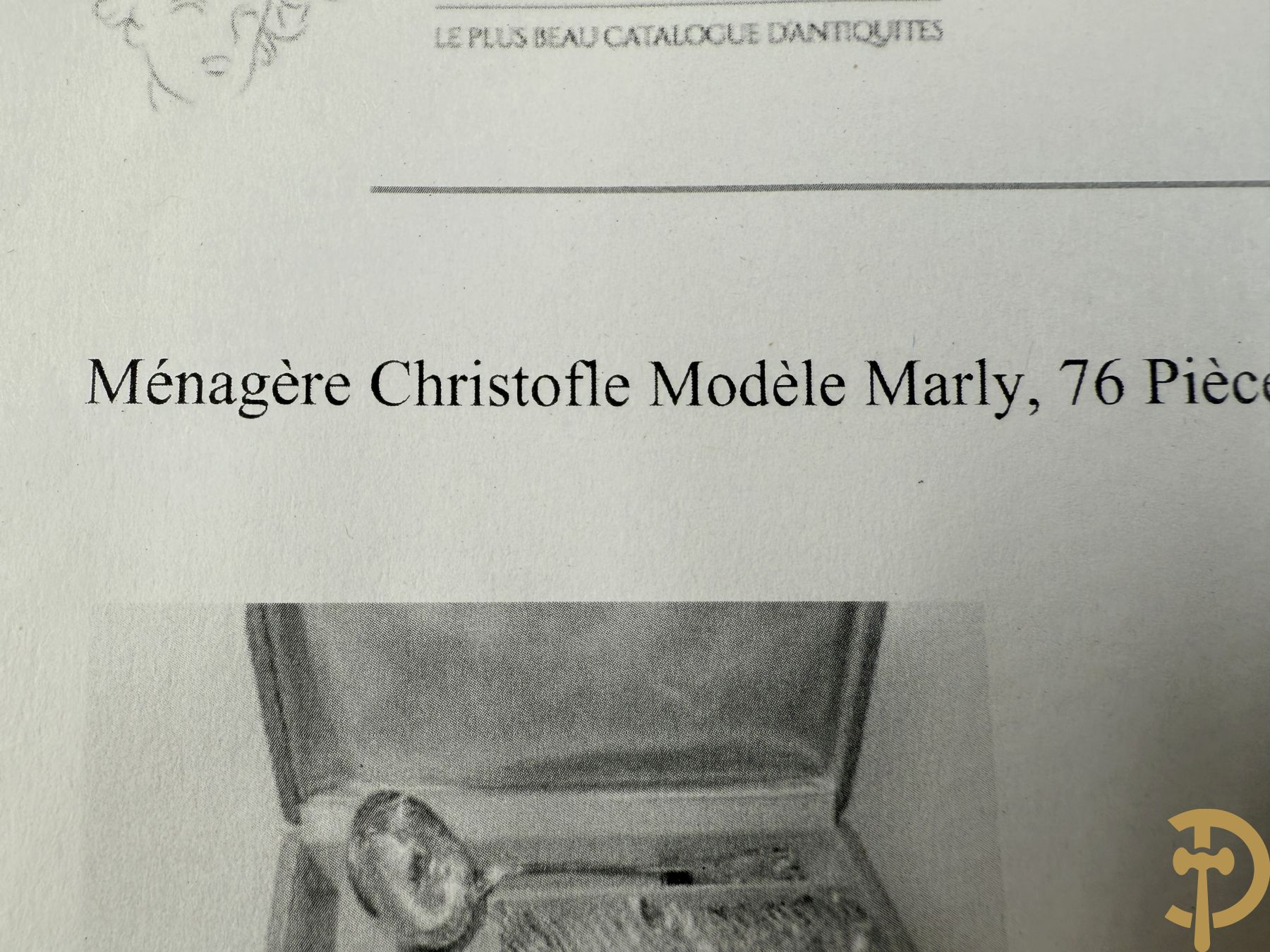 Verzilverd bestek Christoffle, model Marly bestaande uit 12 messen, 12 vorken, 12 lepels, 12 dessertvorken en 12 dessertlepels, 6 visvorken en 6 vismessen, 9 koffielepels en pollepel in schrijn