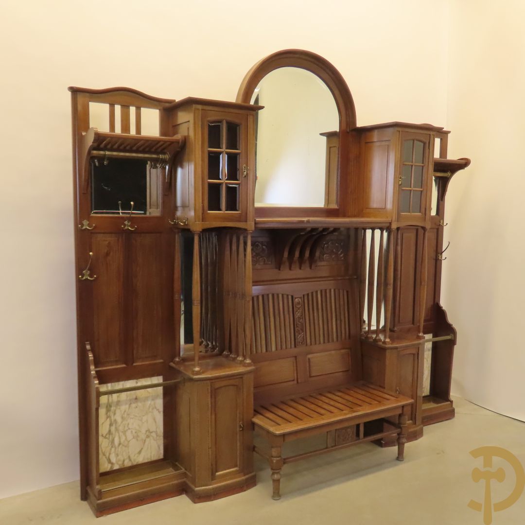 Notelaren Art Deco bank met étagère en paraplustaanders - centraal met spiegel