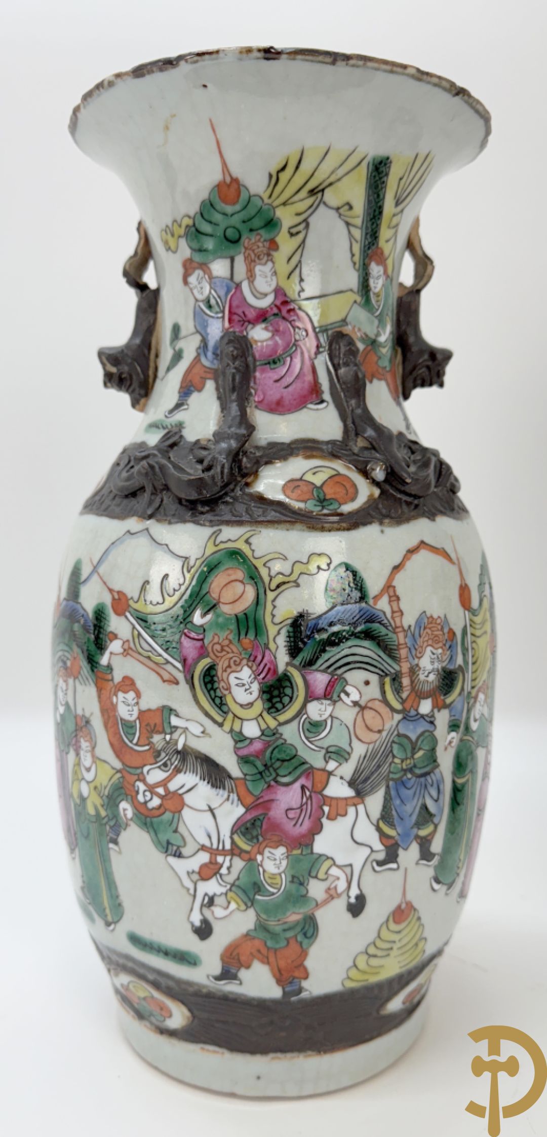 Paar Nankin vazen met krijgerdecor