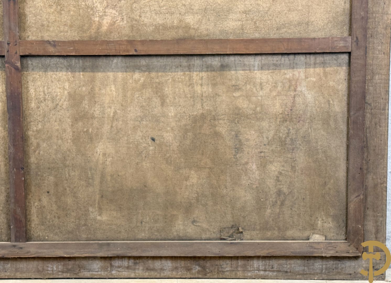 Onleesbaar getekend links onder 