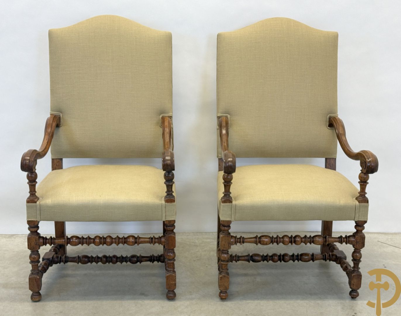 Paar notelaren Louis XVIII armzetels