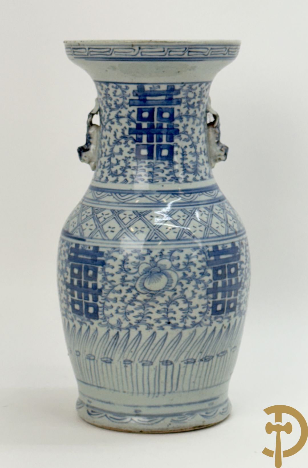 Chinese porseleinen blauw/wit vaas met tekens