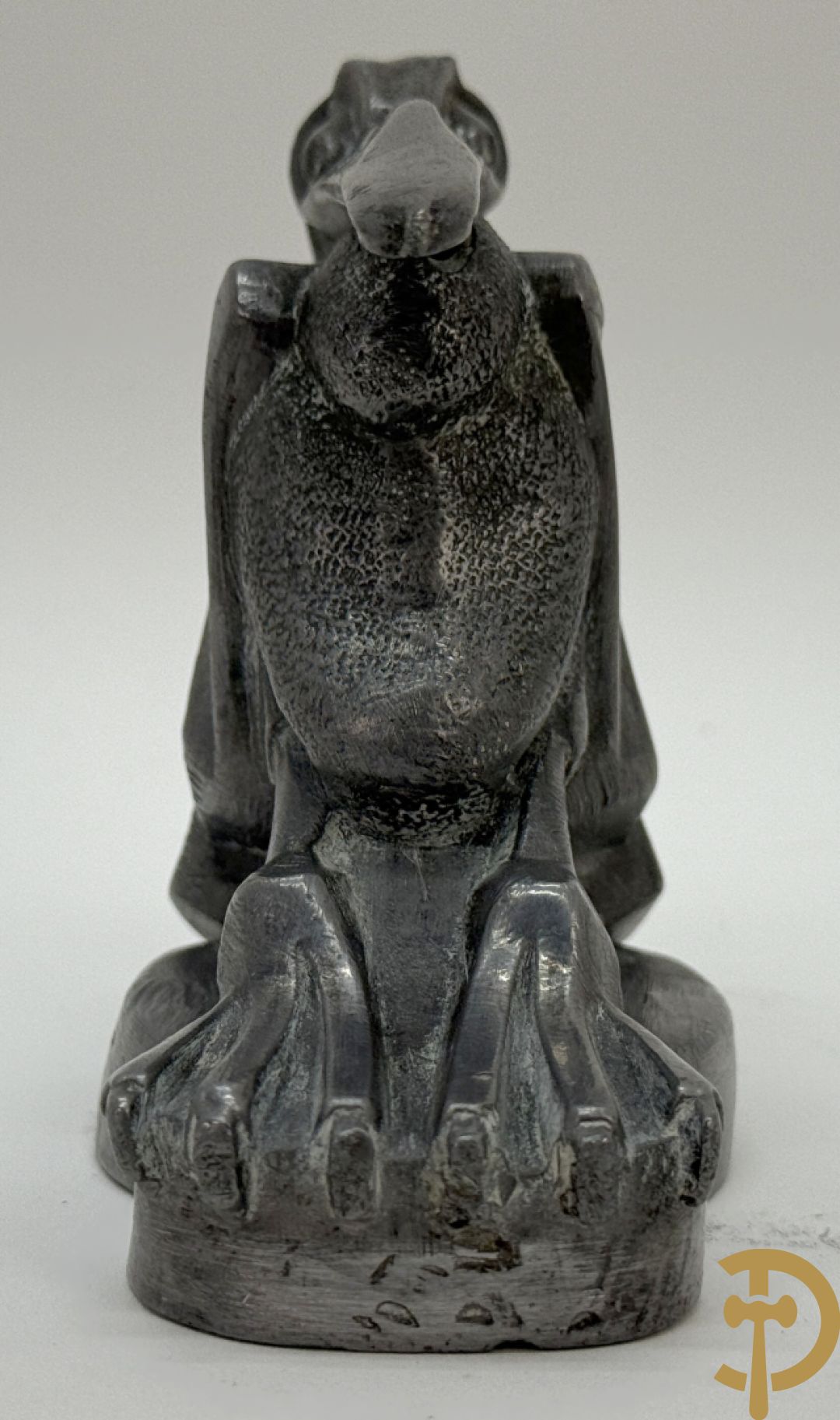 Mascotte voor een auto : ARTUS get. (pseudoniem Max Le Verrier) 