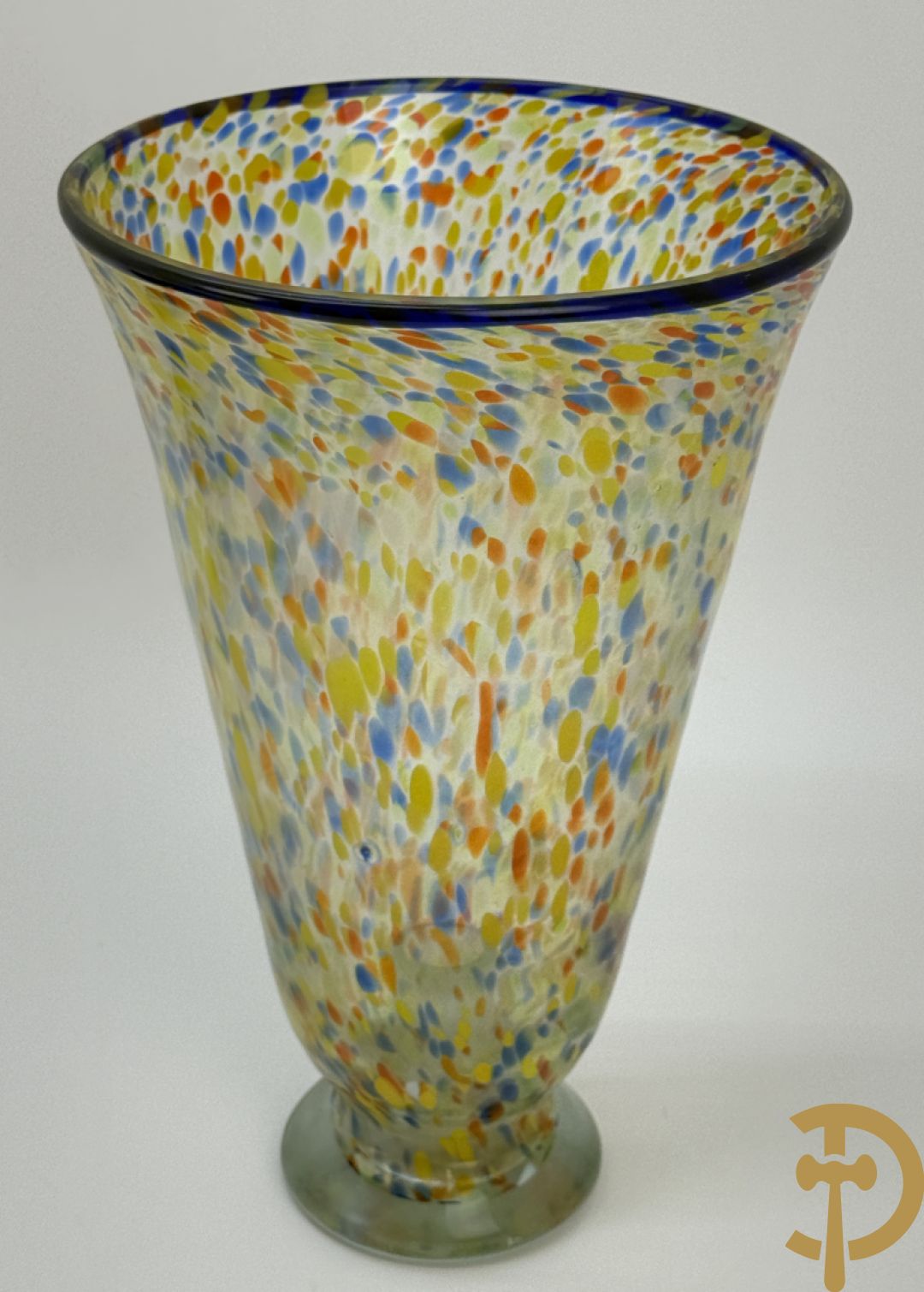 Italiaanse kleurrijke konische murano vaas