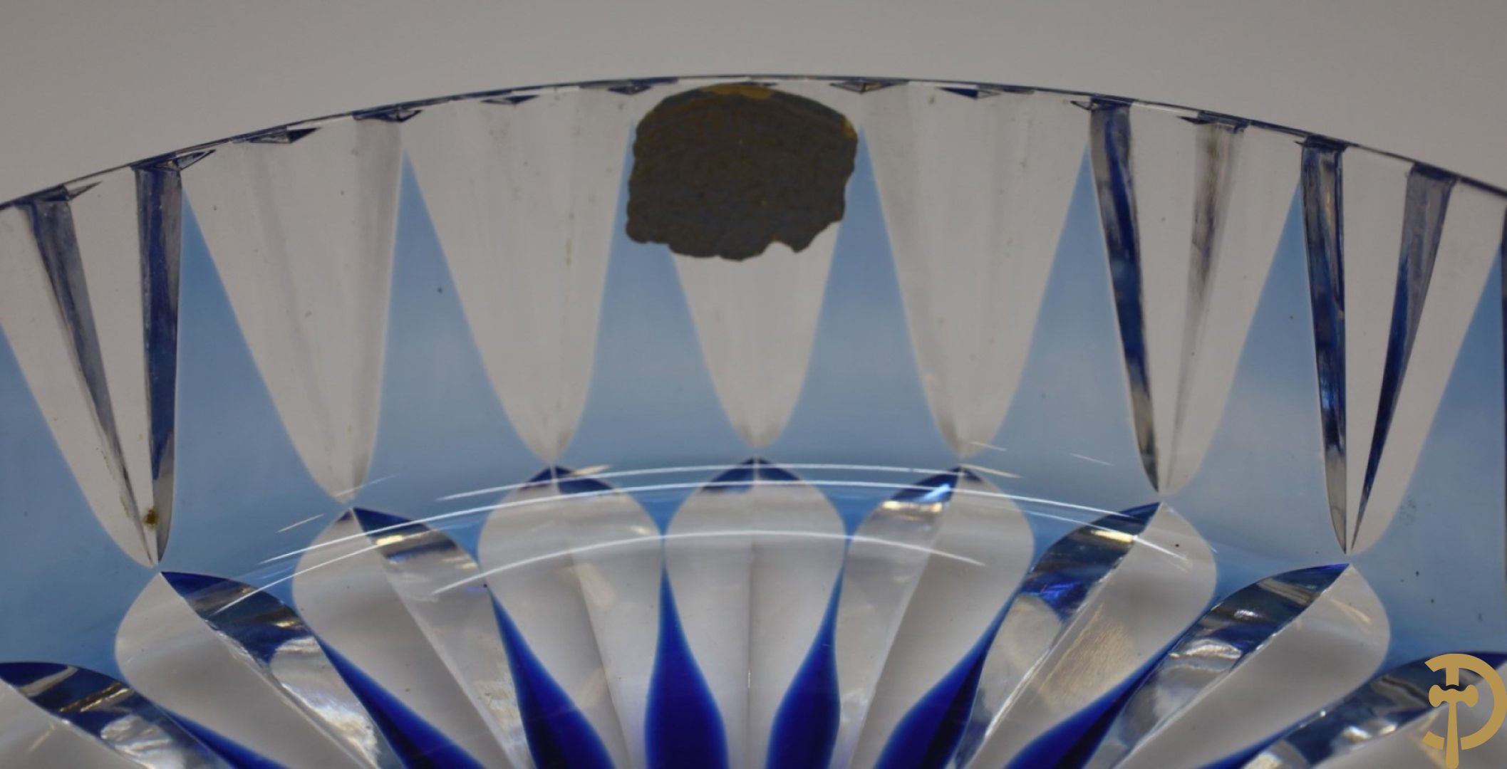 Blauwe Val-Saint-Lambert coupe - Hoogte 8 cm. - Diameter 24 cm.