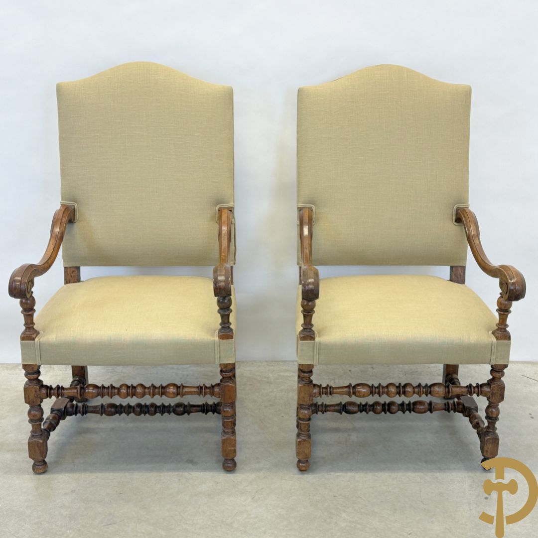 Paar notelaren Louis XVIII armzetels