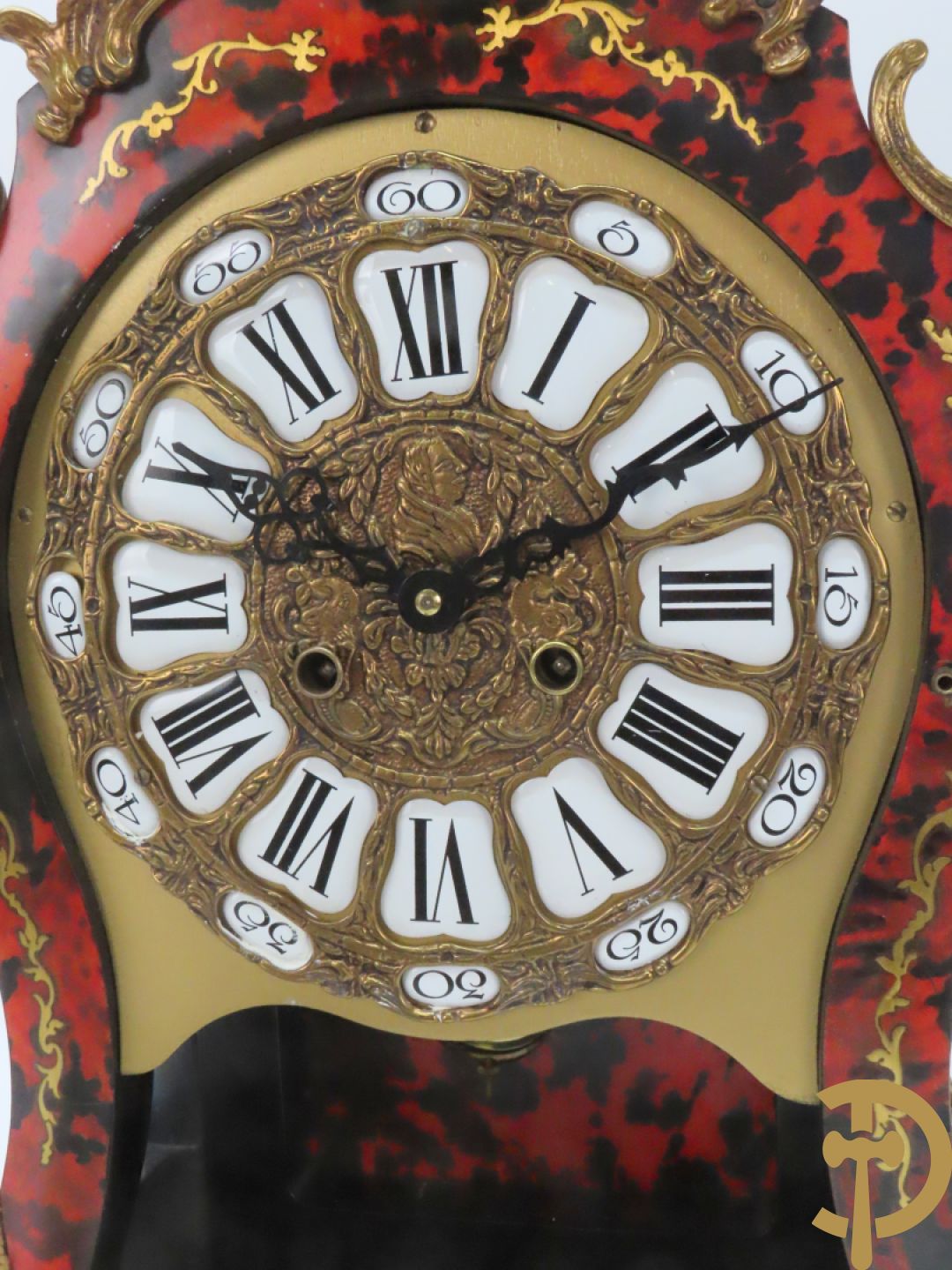 Italiaanse kartelklok met Boulle imitatie en bronsbeslag